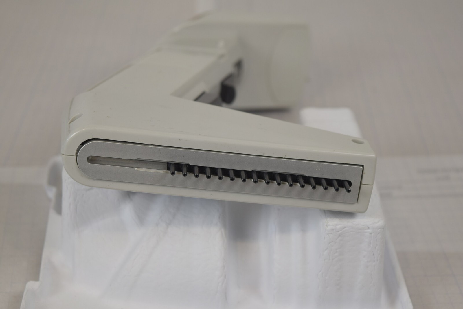 Matrix Impact2 16-Channel 30uL Electronic Pipette - Motor Grinds, For Parts