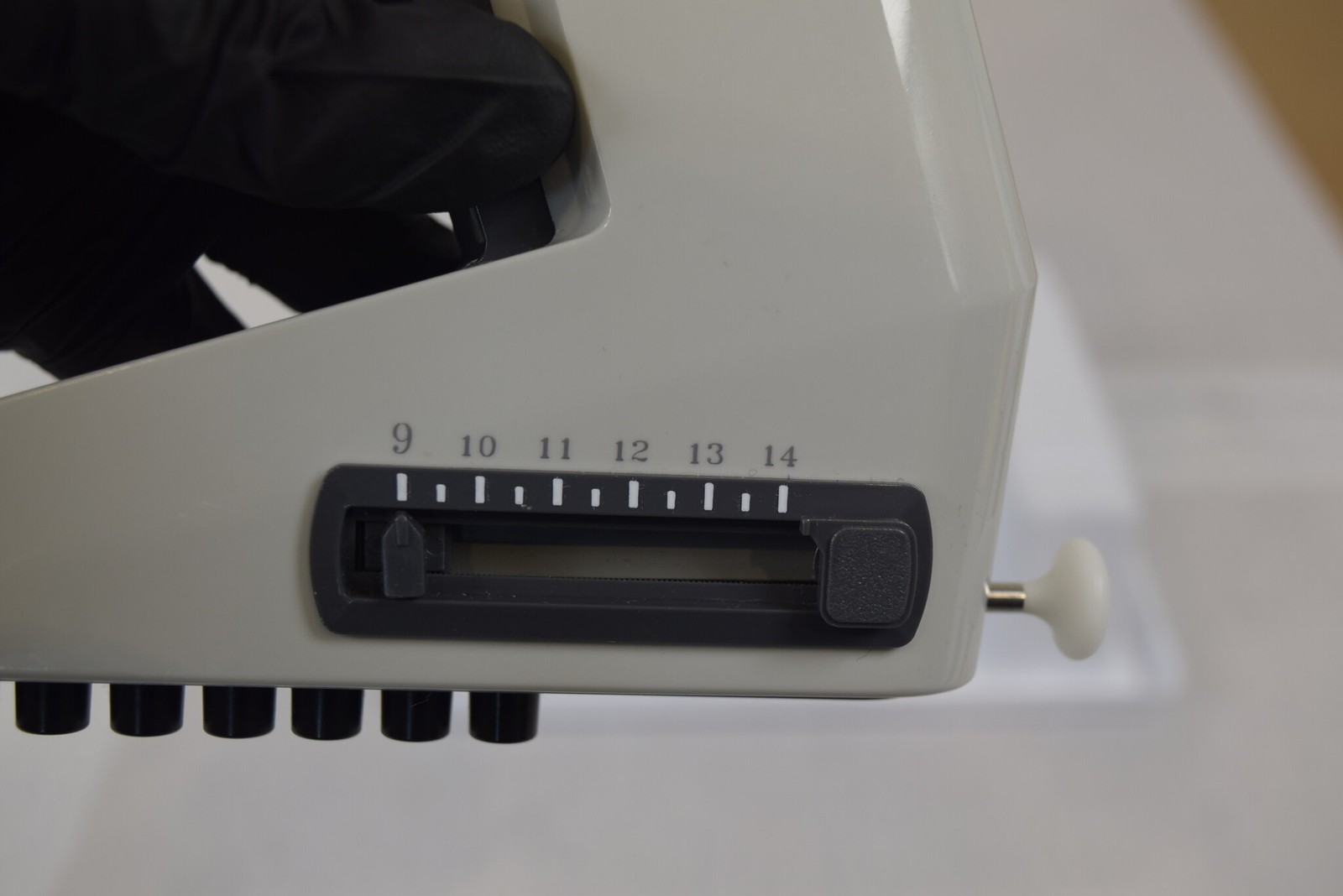 Matrix Impact2 8-Channel Adjustable Spacing 1250uL Electronic Pipette + Charger