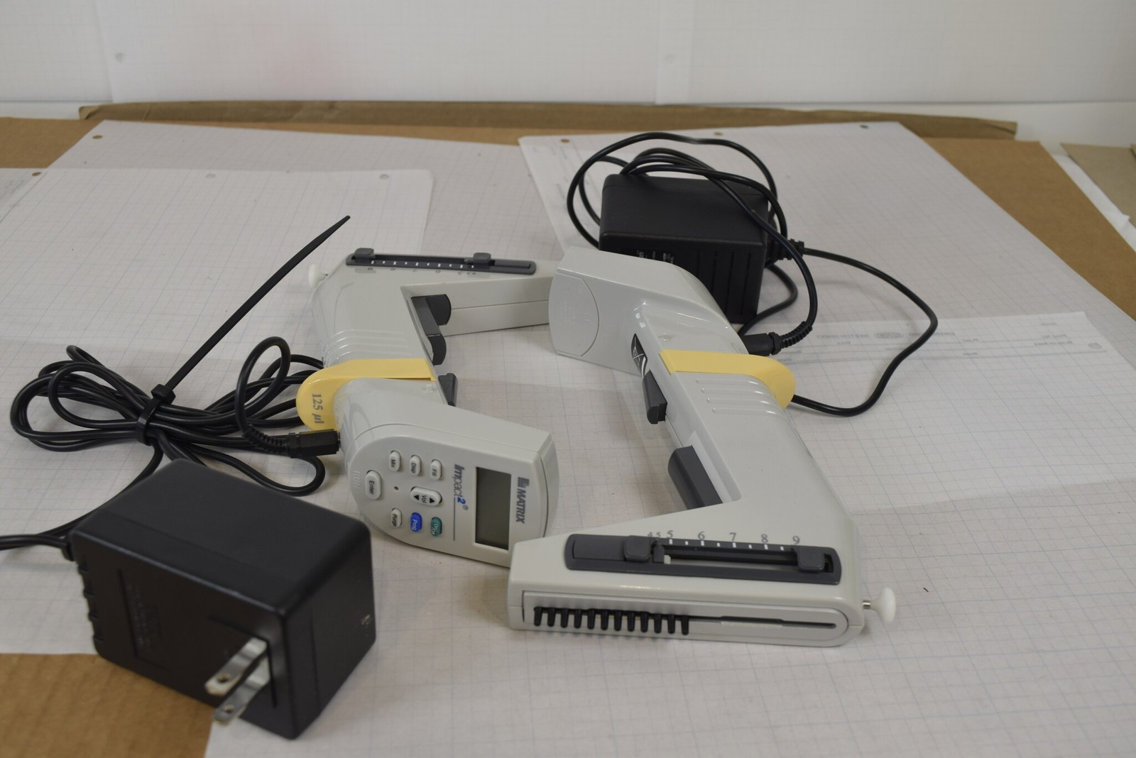 Matrix Impact2 12-Ch 125uL Adjustable Spacing Electronic Pipette + Charger