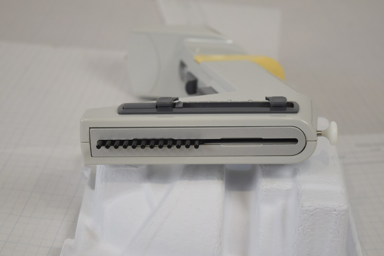 Matrix Impact2 12-Ch 125uL Adjustable Spacing Electronic Pipette + Charger