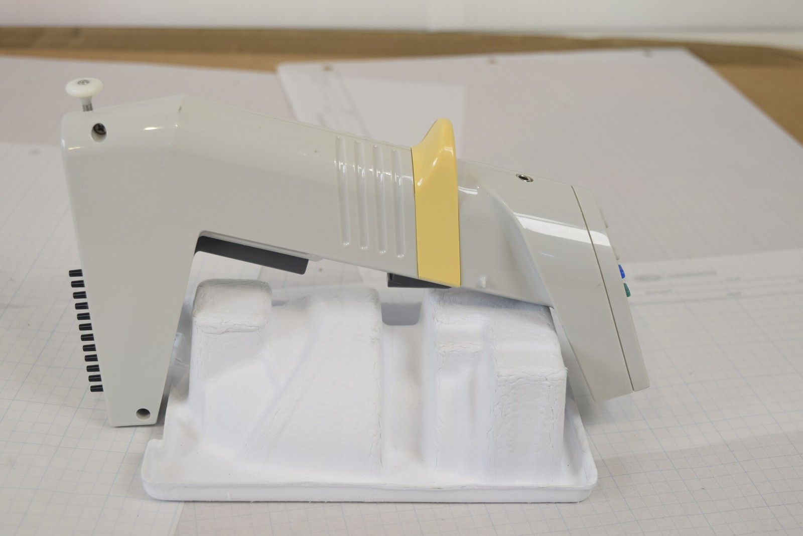 Matrix Impact2 12-Ch 125uL Adjustable Spacing Electronic Pipette + Charger