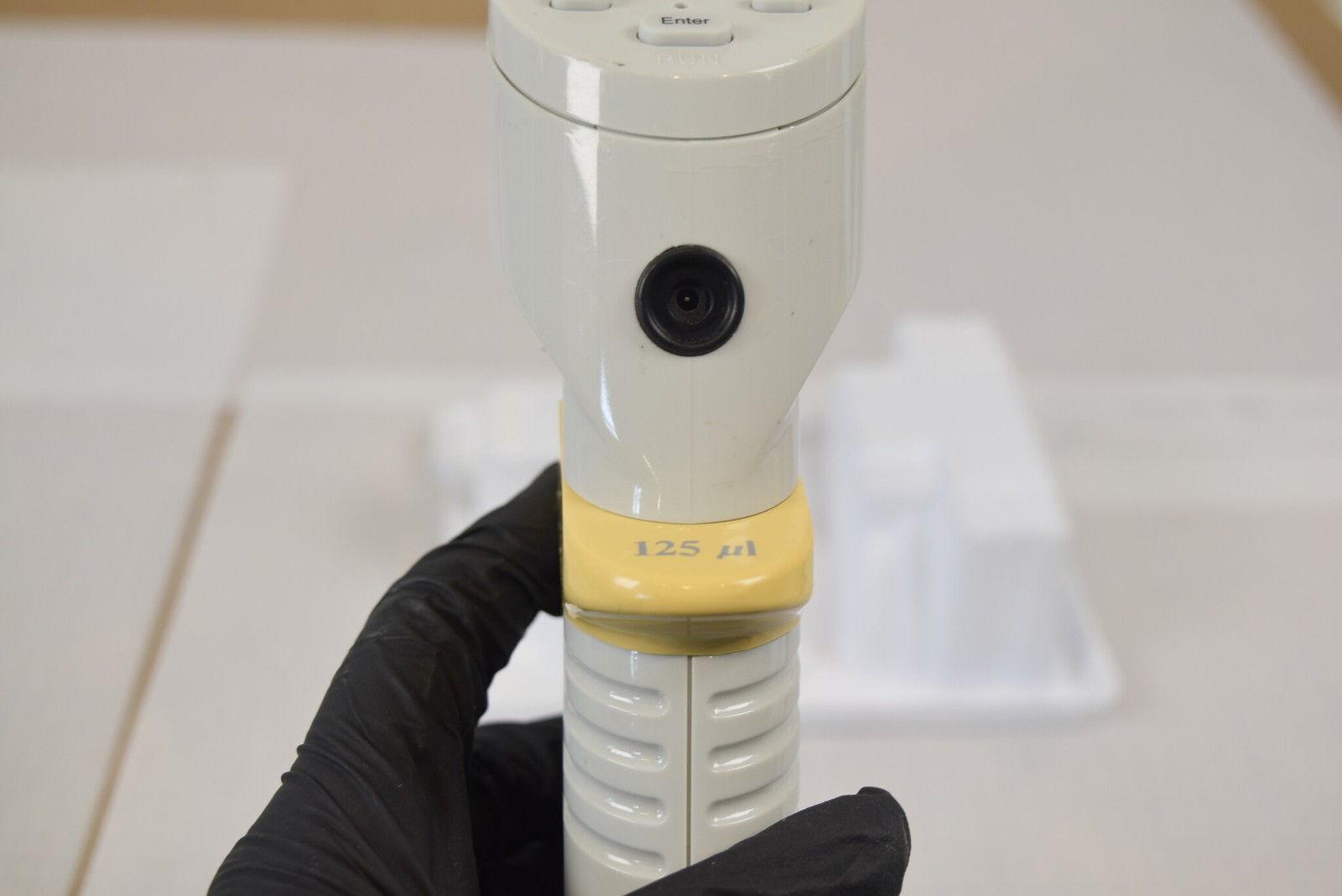 Thermo Matrix 16-Channel 125uL Electronic Pipette - Slight Grind, For Parts