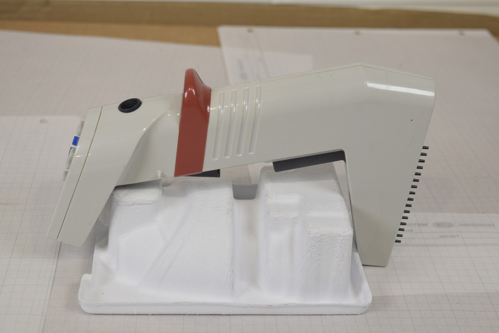 Matrix Impact2 16-Channel 0.5-12.5uL Electronic Pipette + Charger - Bench Tested