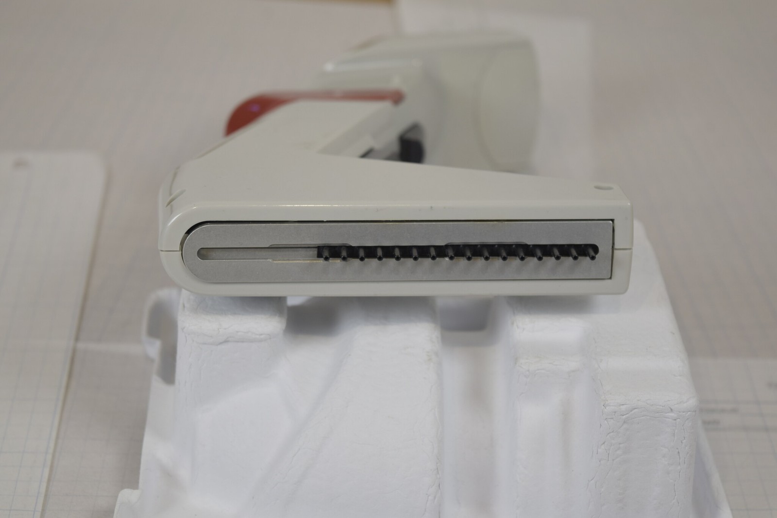 Matrix Impact2 16-Channel 0.5-12.5uL Electronic Pipette + Charger - Bench Tested