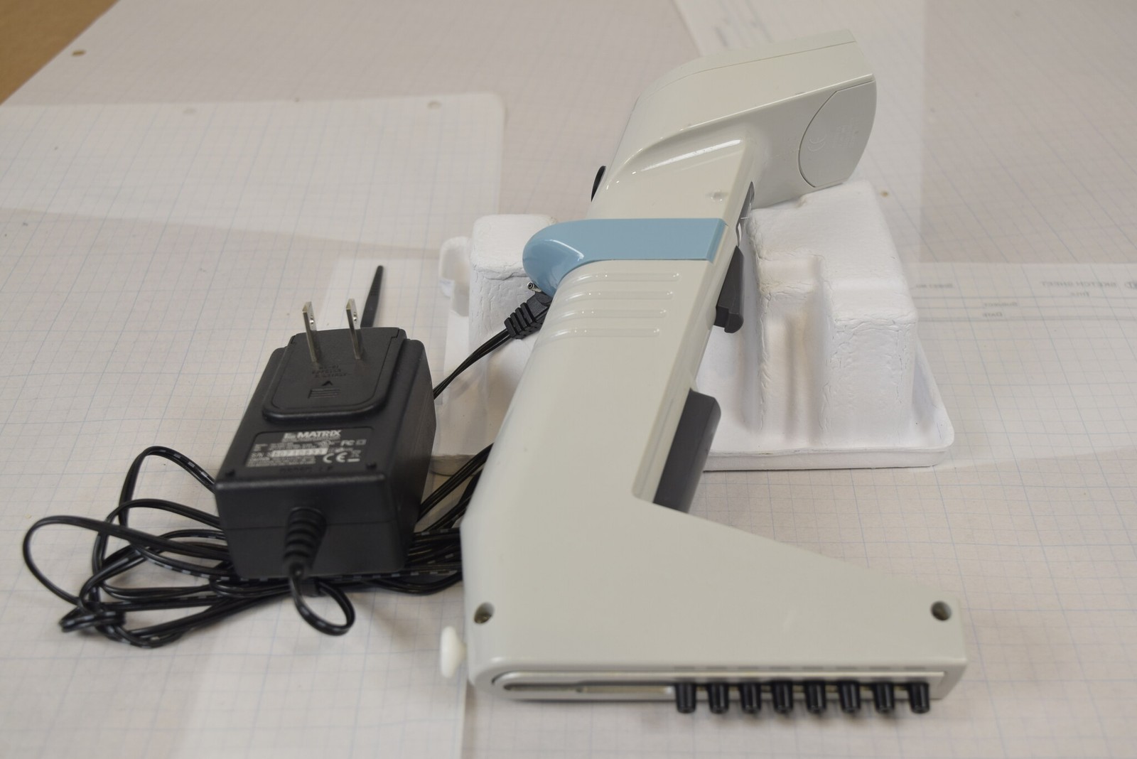 Matrix Impact2 8-Channel 250uL Adjustable Spacing Pipette + Charger - Tested