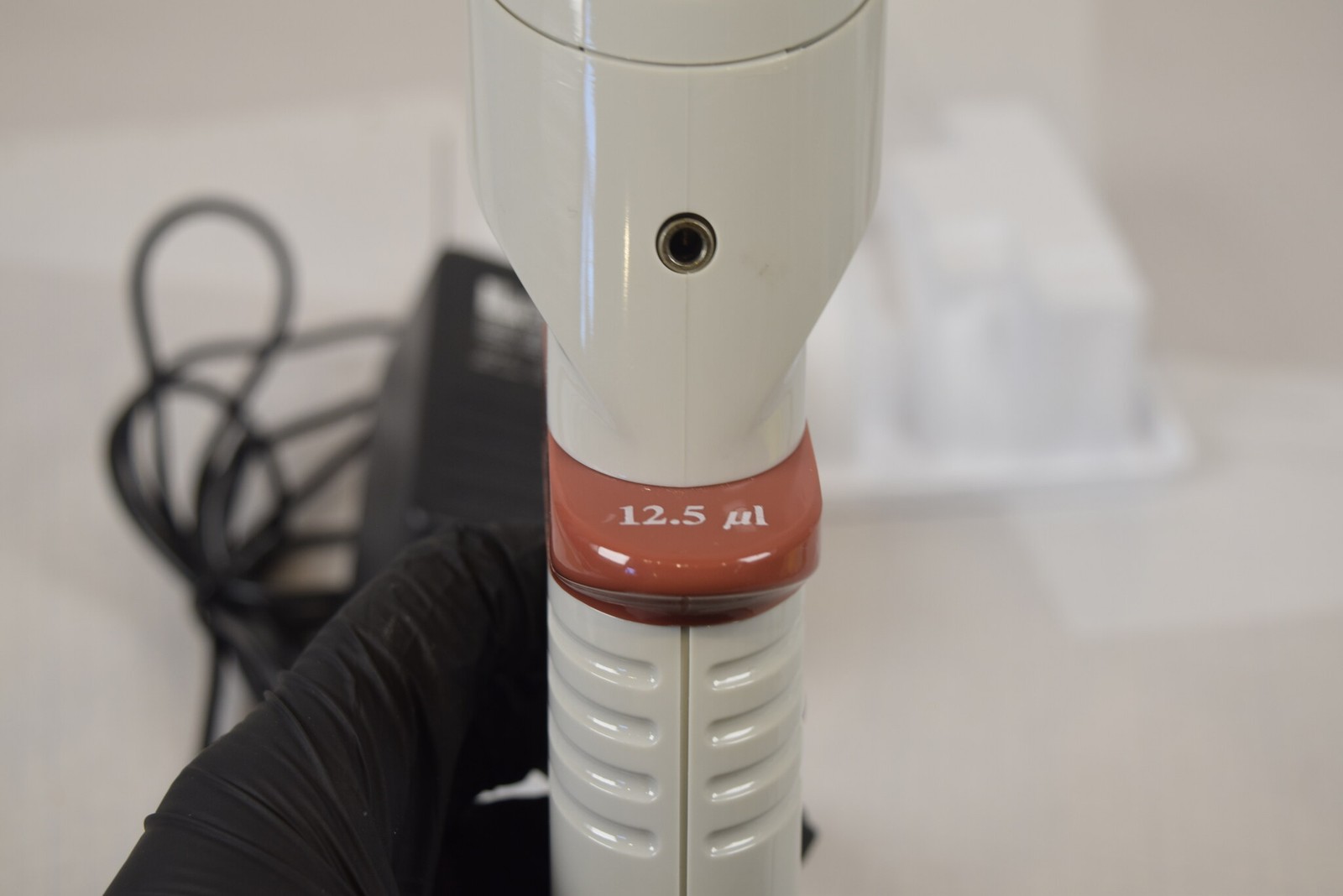 Matrix Impact2 12-Channel 0.5-12.5uL Electronic Pipette + Charger - Bench Tested