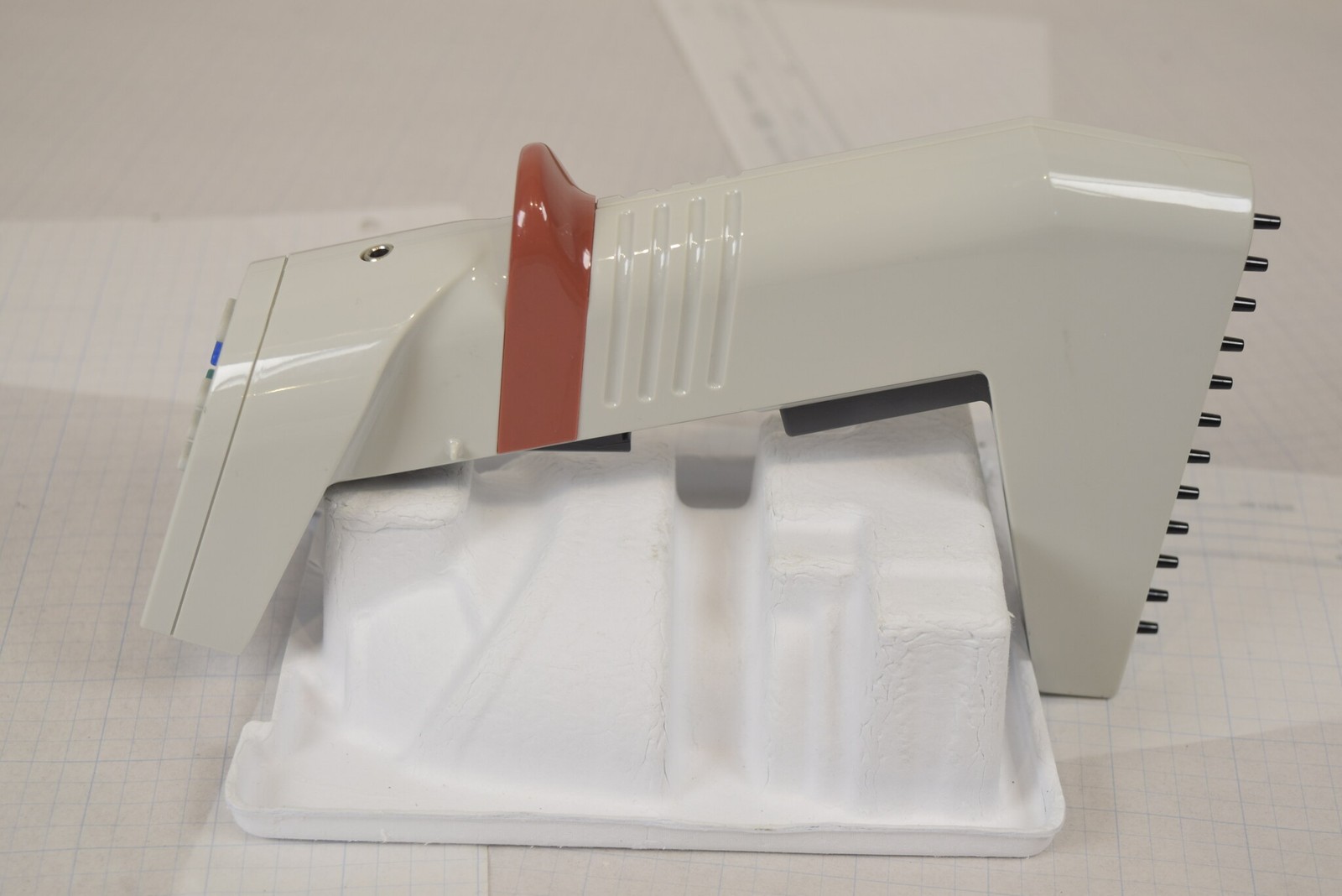 Matrix Impact2 12-Channel 0.5-12.5uL Electronic Pipette + Charger - Bench Tested