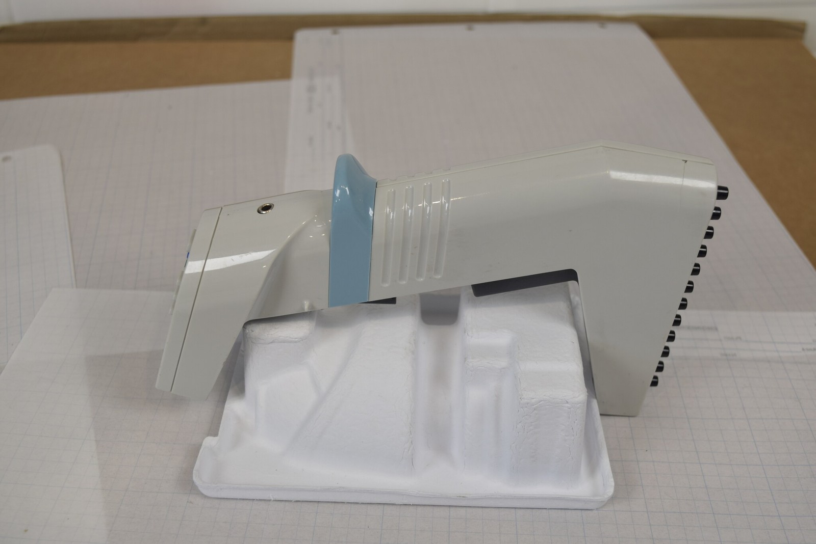 Matrix Impact2 12-Channel 250uL Electronic Pipette + Charger - Bench Tested