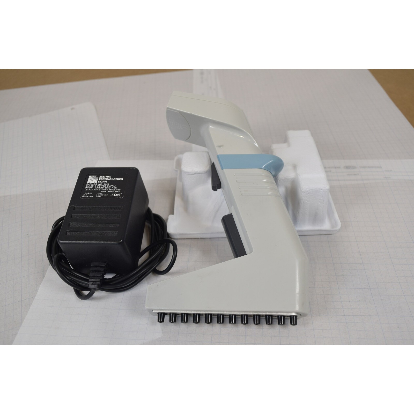 Matrix Impact2 12-Channel 250uL Electronic Pipette + Charger - Bench Tested