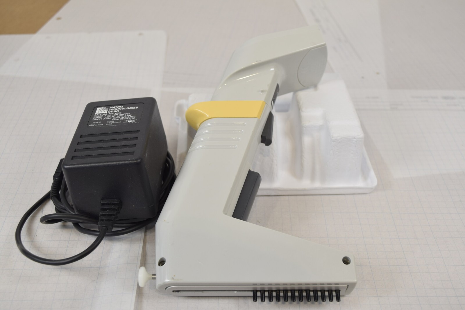 Matrix eQualizer 12-Ch 125uL Adjustable Spacing Pipette + Charger - For Parts