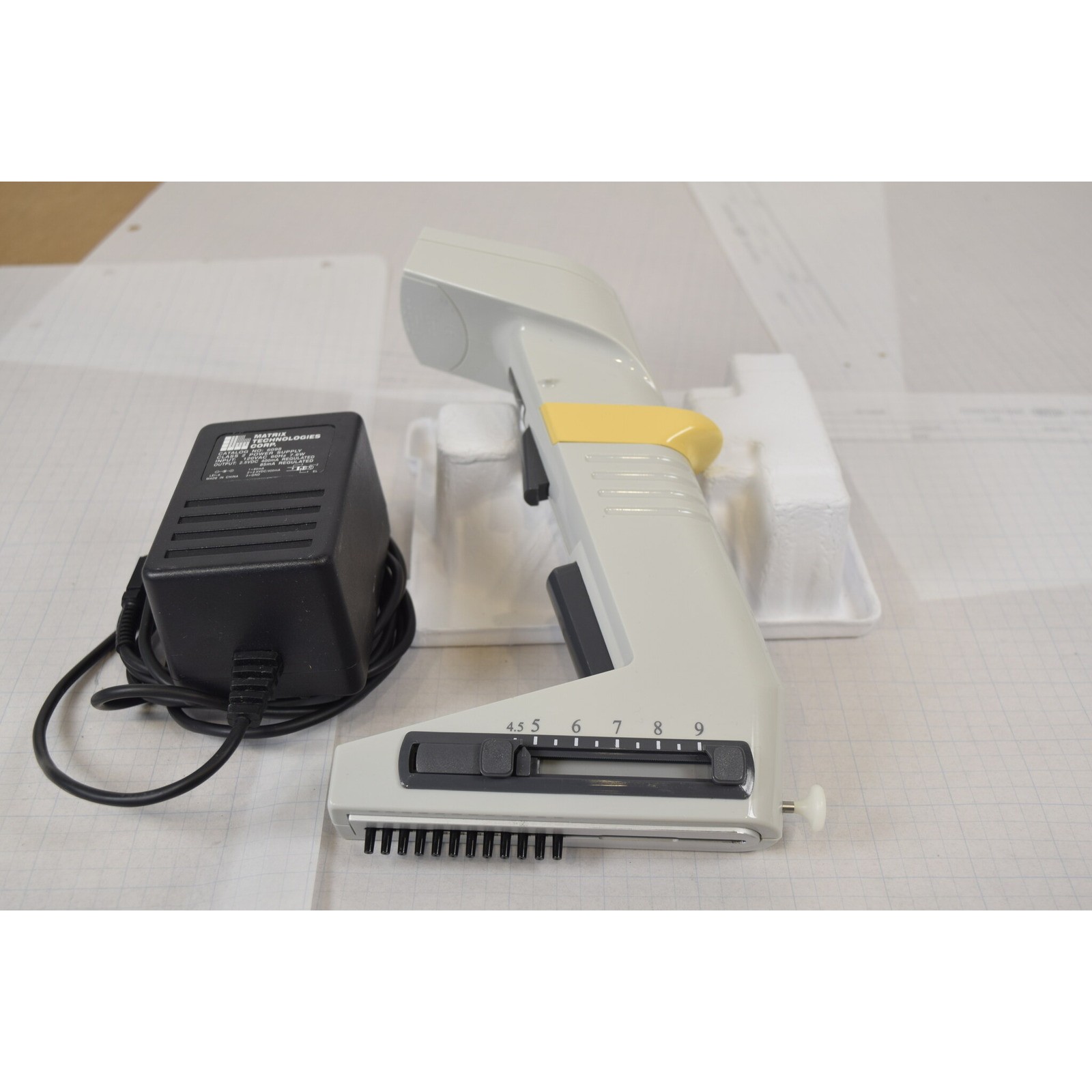 Matrix eQualizer 12-Ch 125uL Adjustable Spacing Pipette + Charger - For Parts