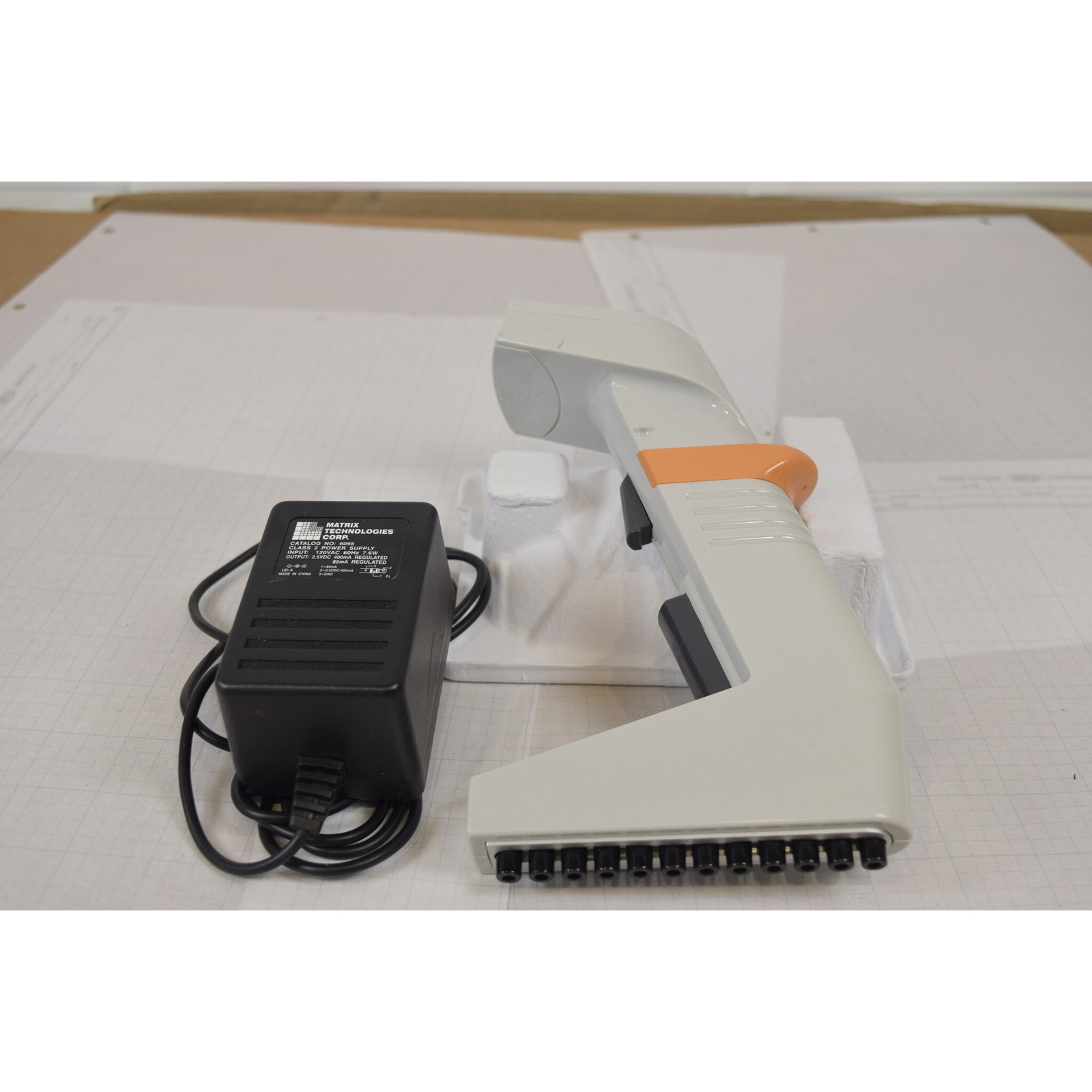 Matrix Impact2 12-Channel 850uL Electronic Pipette + Charger - Bench Tested