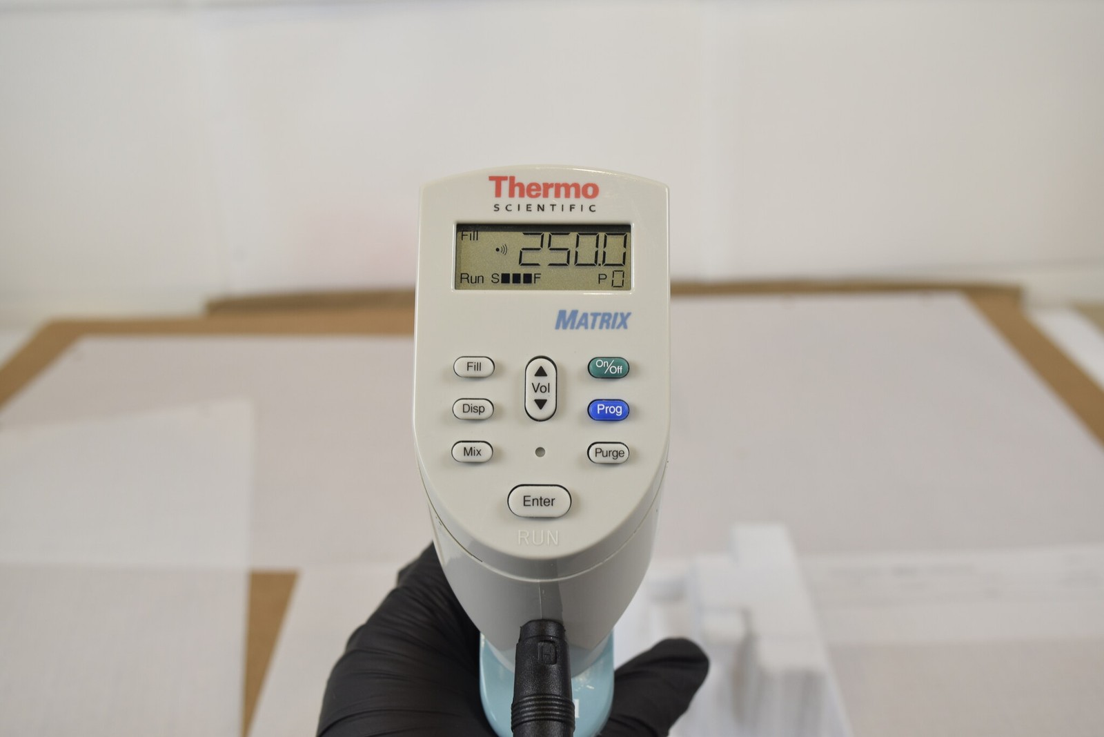 Thermo Matrix 8-Channel 250uL Adjustable Spacing Electronic Pipette + Charger