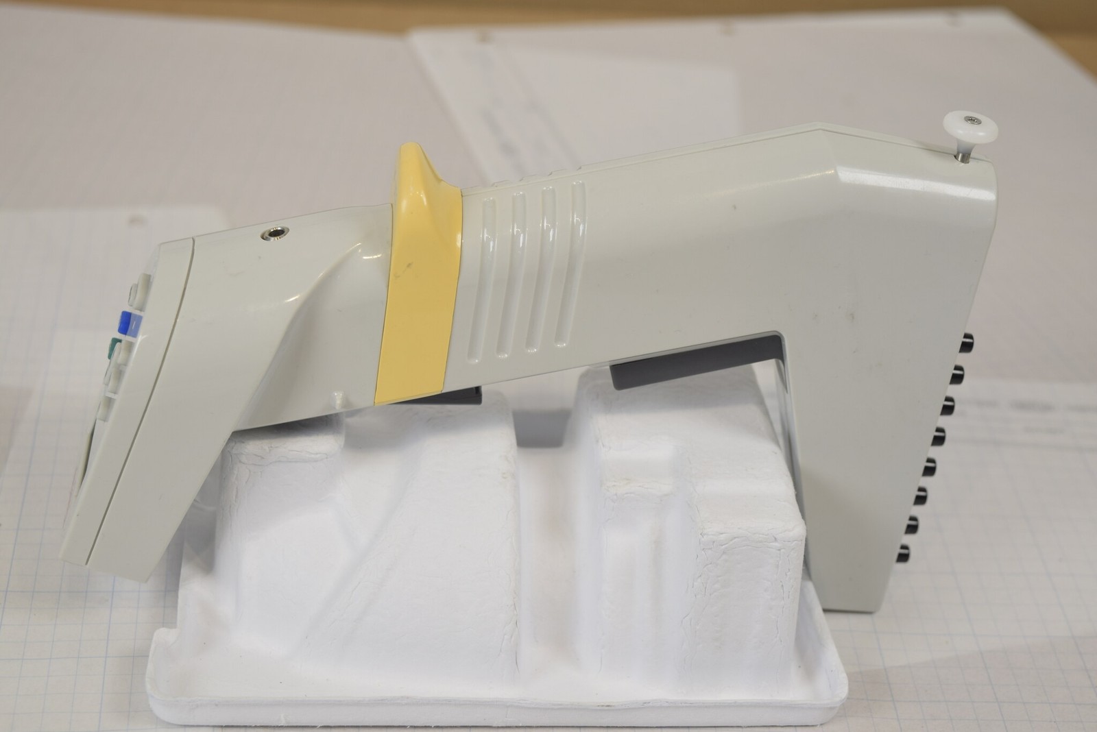 Thermo Matrix 8-Channel 125uL Adjustable Spacing Pipette - Stiff Puller, No Chgr