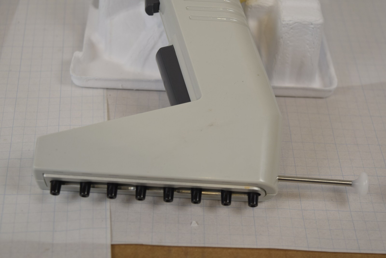 Thermo Matrix 8-Channel 125uL Adjustable Spacing Pipette - Stiff Puller, No Chgr
