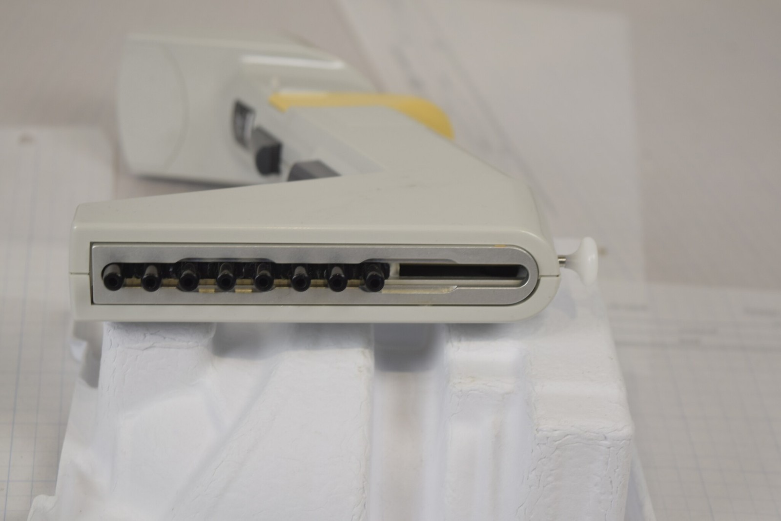 Thermo Matrix 8-Channel 125uL Adjustable Spacing Pipette - Stiff Puller, No Chgr