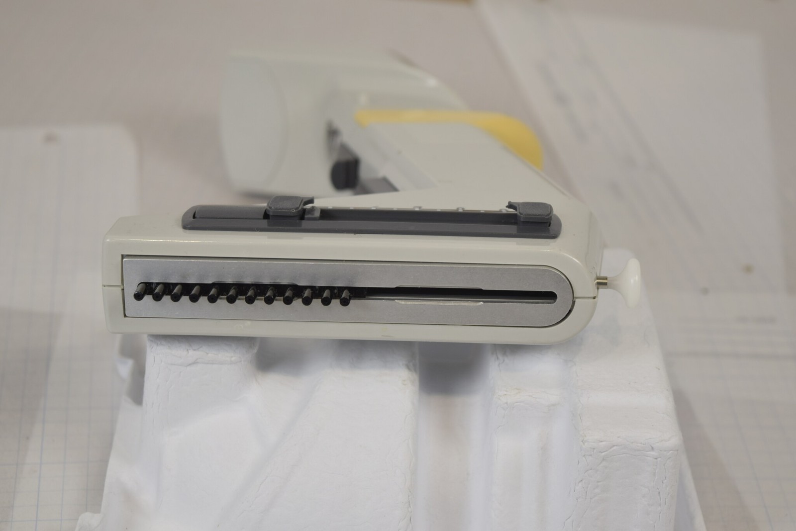 Thermo Matrix 12-Ch 125uL Adjustable Spacing Pipette - Dispense Grind, For Parts