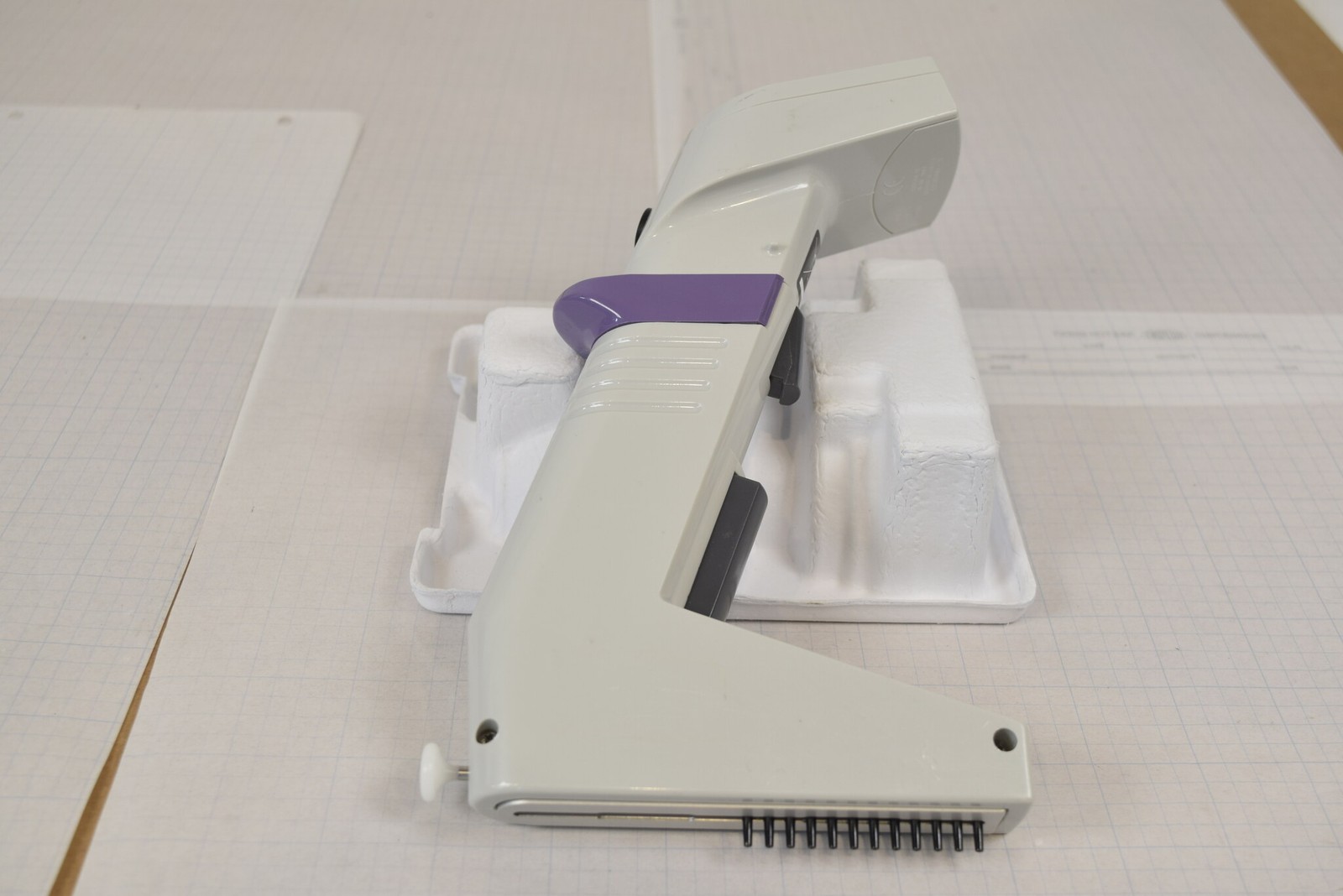 Thermo Matrix 12-Channel 30uL Adjustable Spacing Pipette - Tested, Stops Missing
