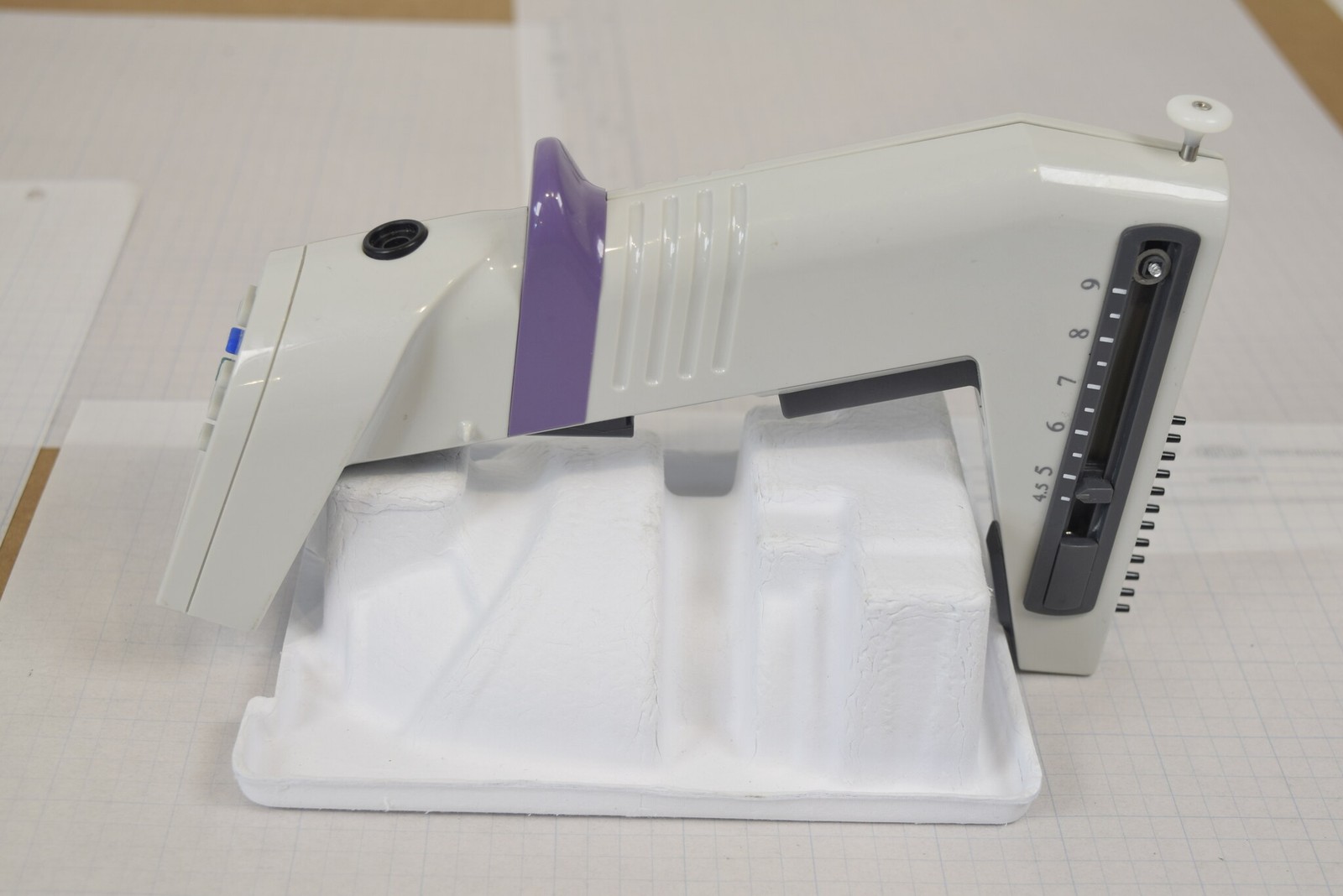 Thermo Matrix 12-Channel 30uL Adjustable Spacing Pipette - Tested, Stops Missing