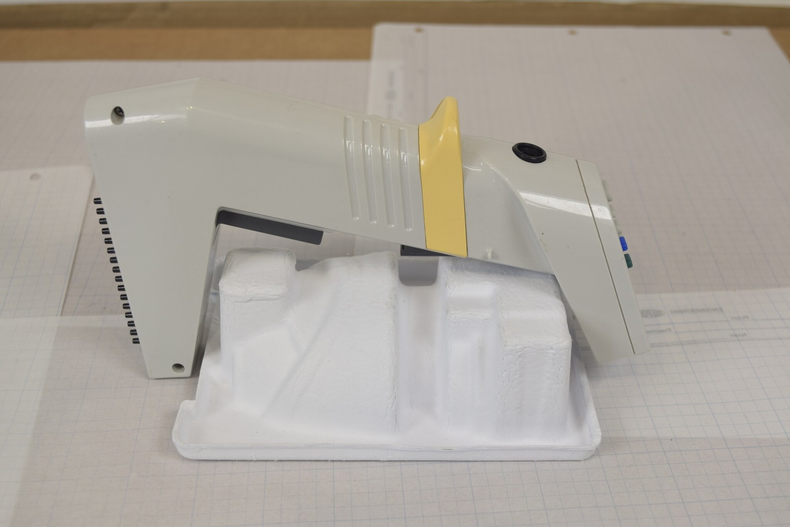 Thermo Scientific Matrix 16-Channel 125uL Electronic Pipette - Tested No Charger