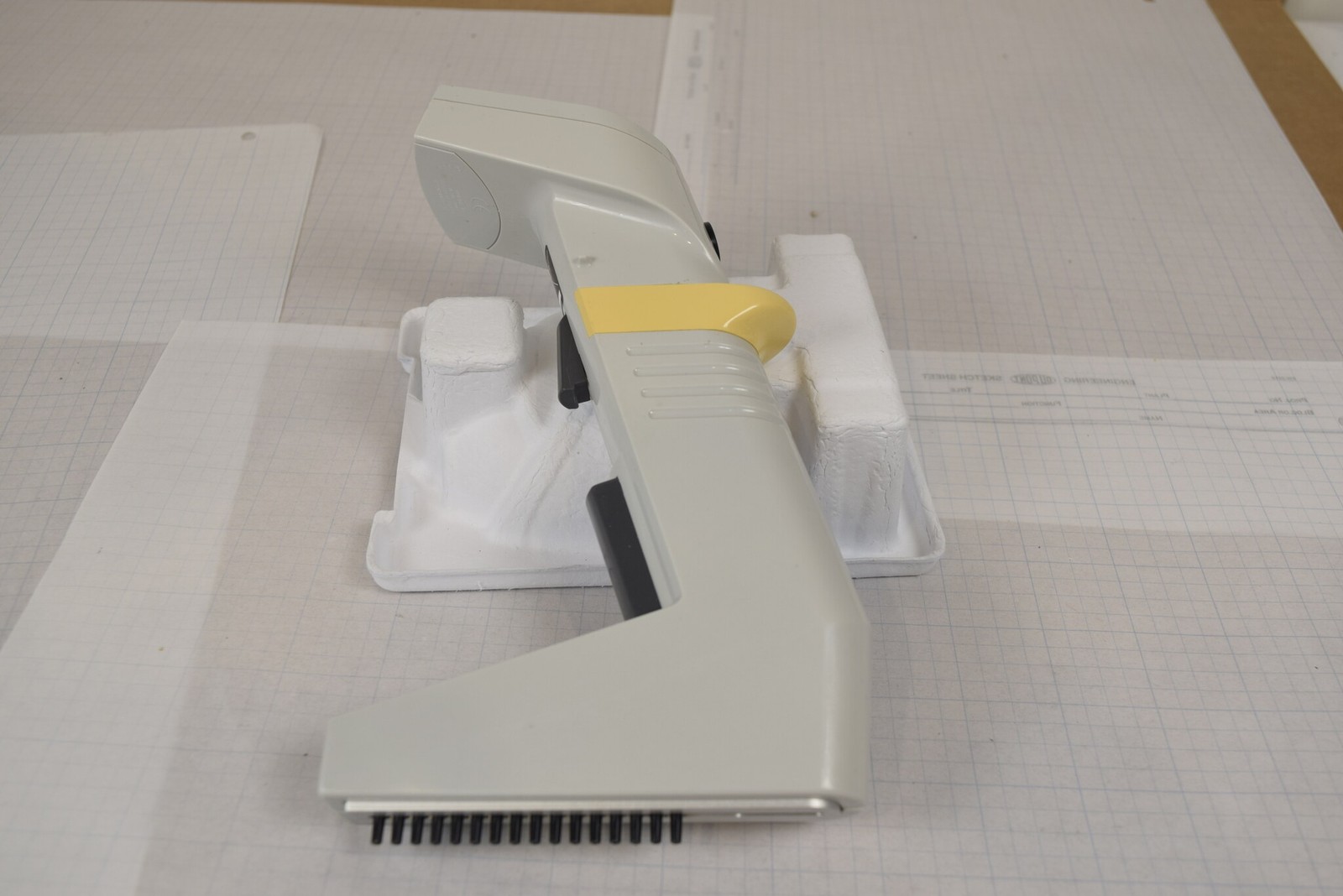 Thermo Scientific Matrix 16-Channel 125uL Electronic Pipette - Tested No Charger