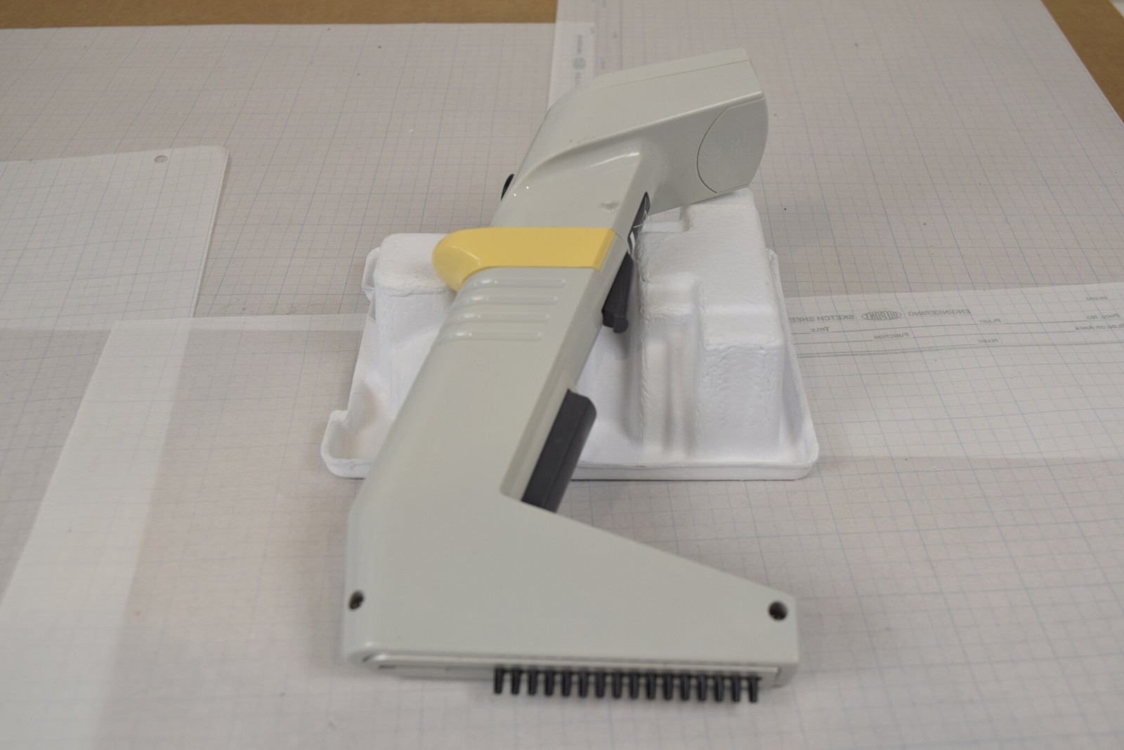 Thermo Scientific Matrix 16-Channel 125uL Electronic Pipette - Tested No Charger