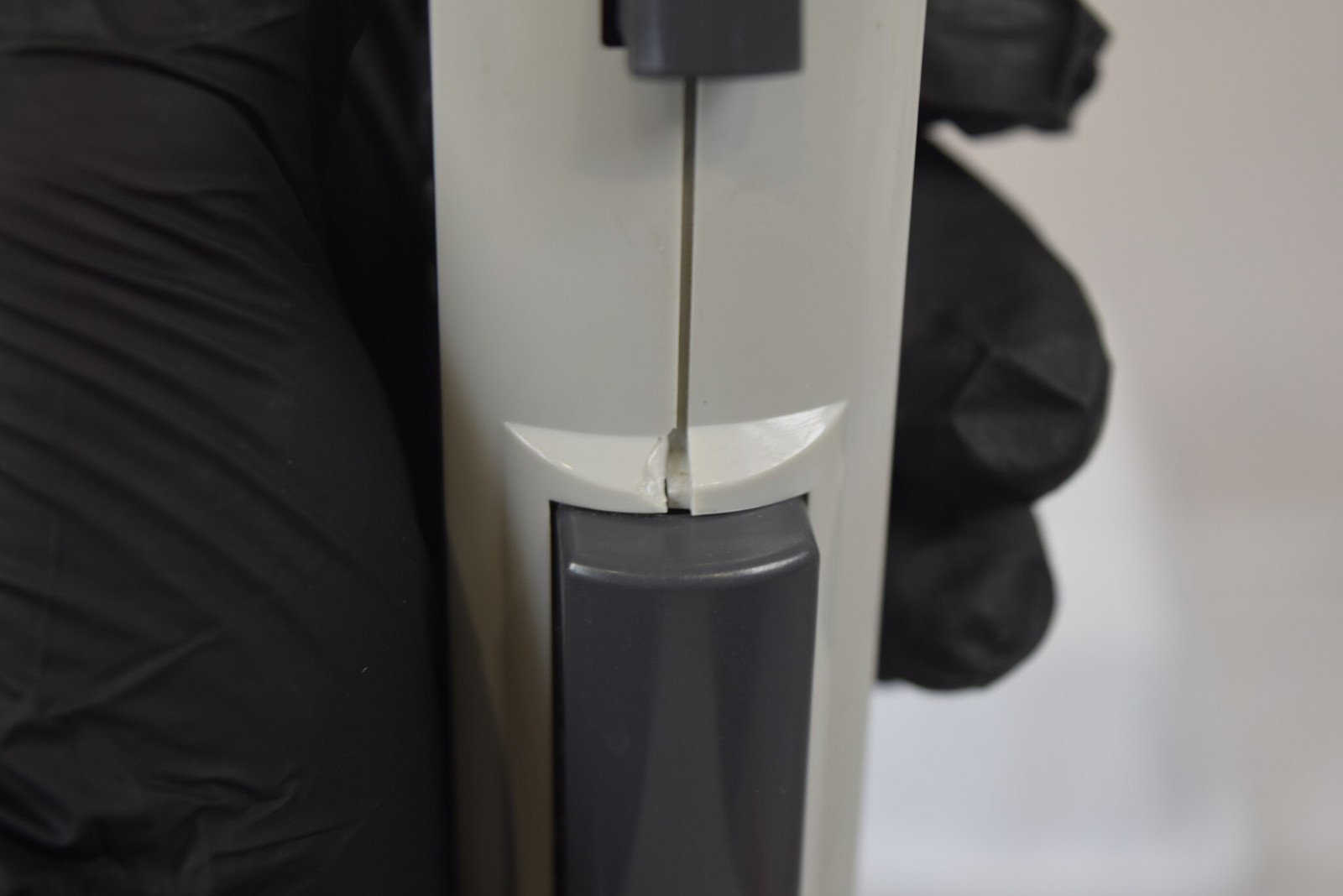 Thermo Scientific Matrix 16-Channel 125uL Electronic Pipette - Tested No Charger