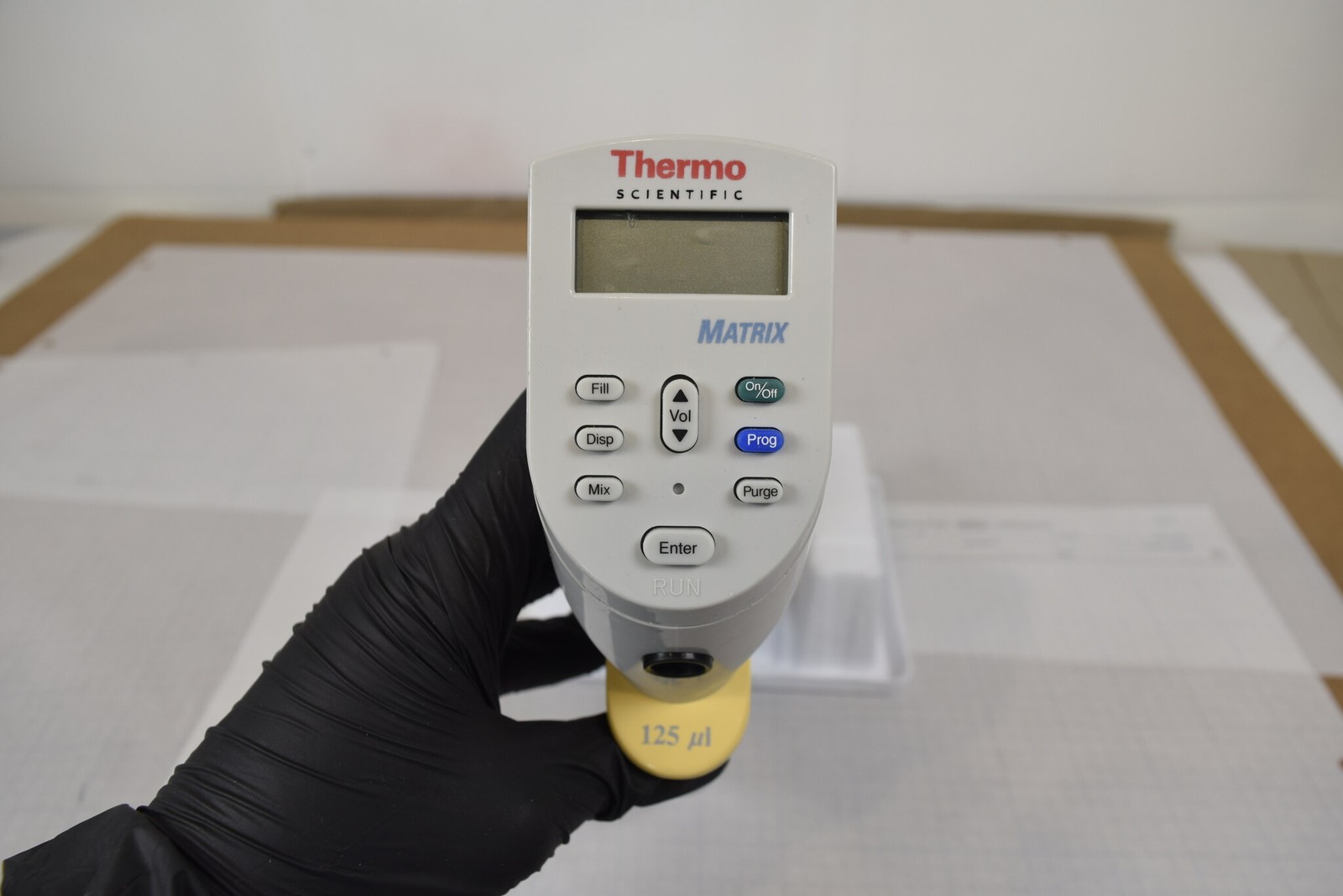 Thermo Scientific Matrix 16-Channel 125uL Electronic Pipette - Tested No Charger