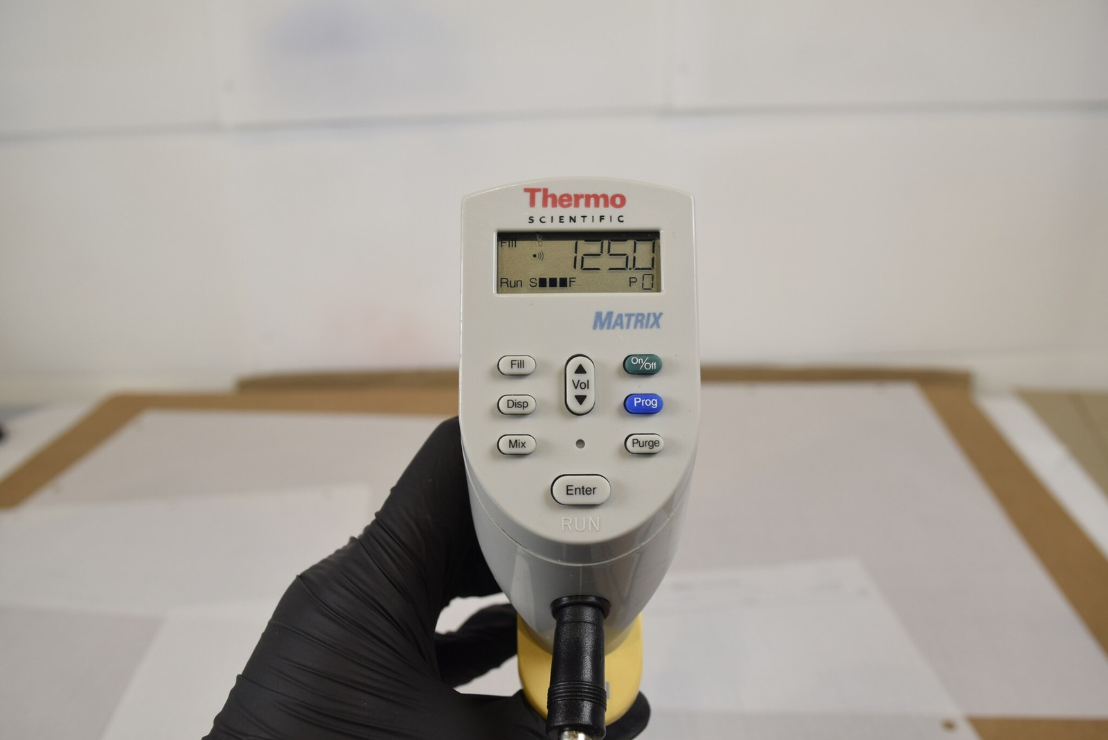 Thermo Scientific Matrix 16-Channel 125uL Electronic Pipette - Tested No Charger
