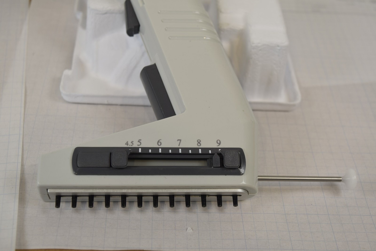 Thermo Matrix 12-Ch 125uL Adjustable Spacing Pipette - Dispense Grind, For Parts