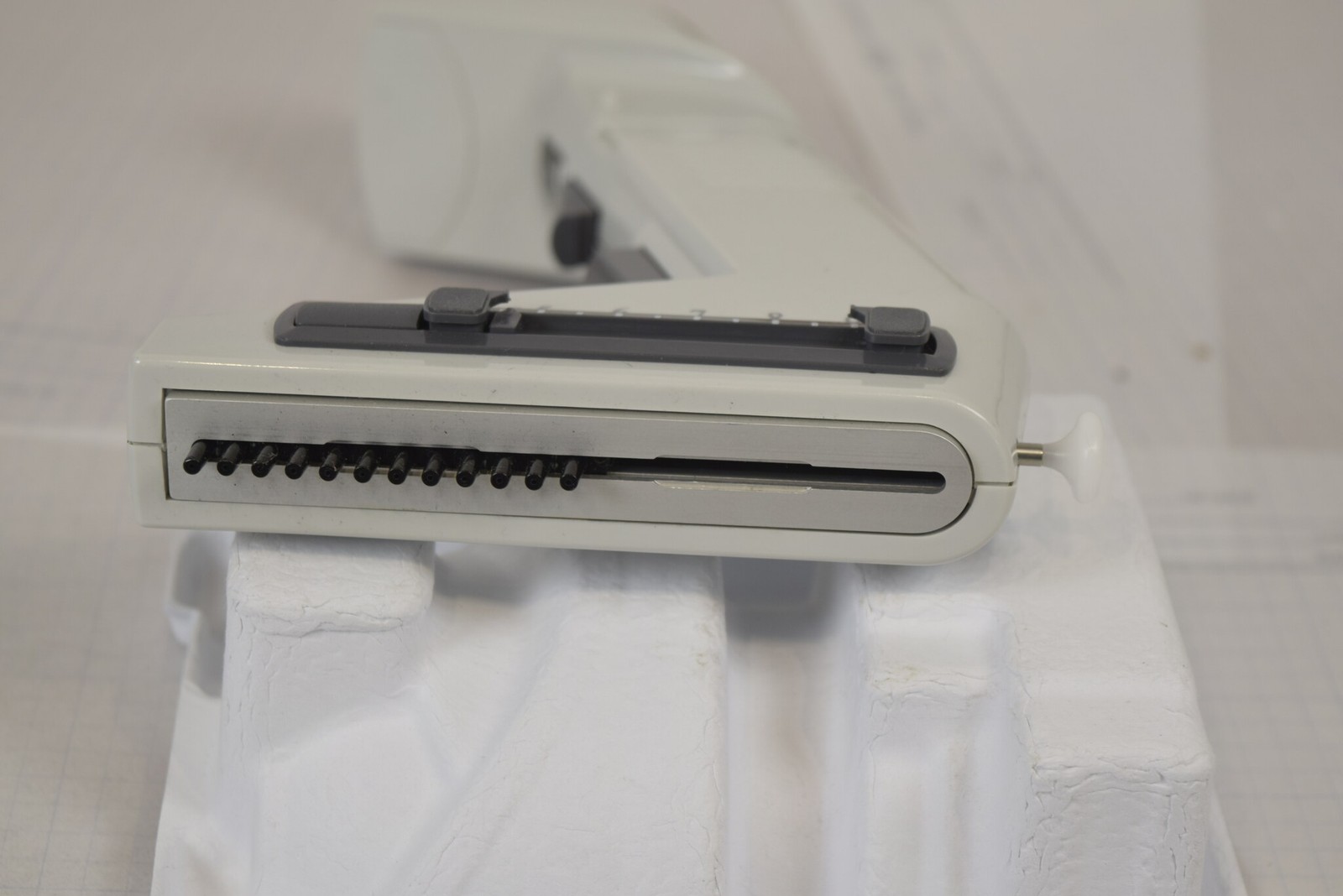 Thermo Matrix 12-Ch 125uL Adjustable Spacing Pipette - Dispense Grind, For Parts