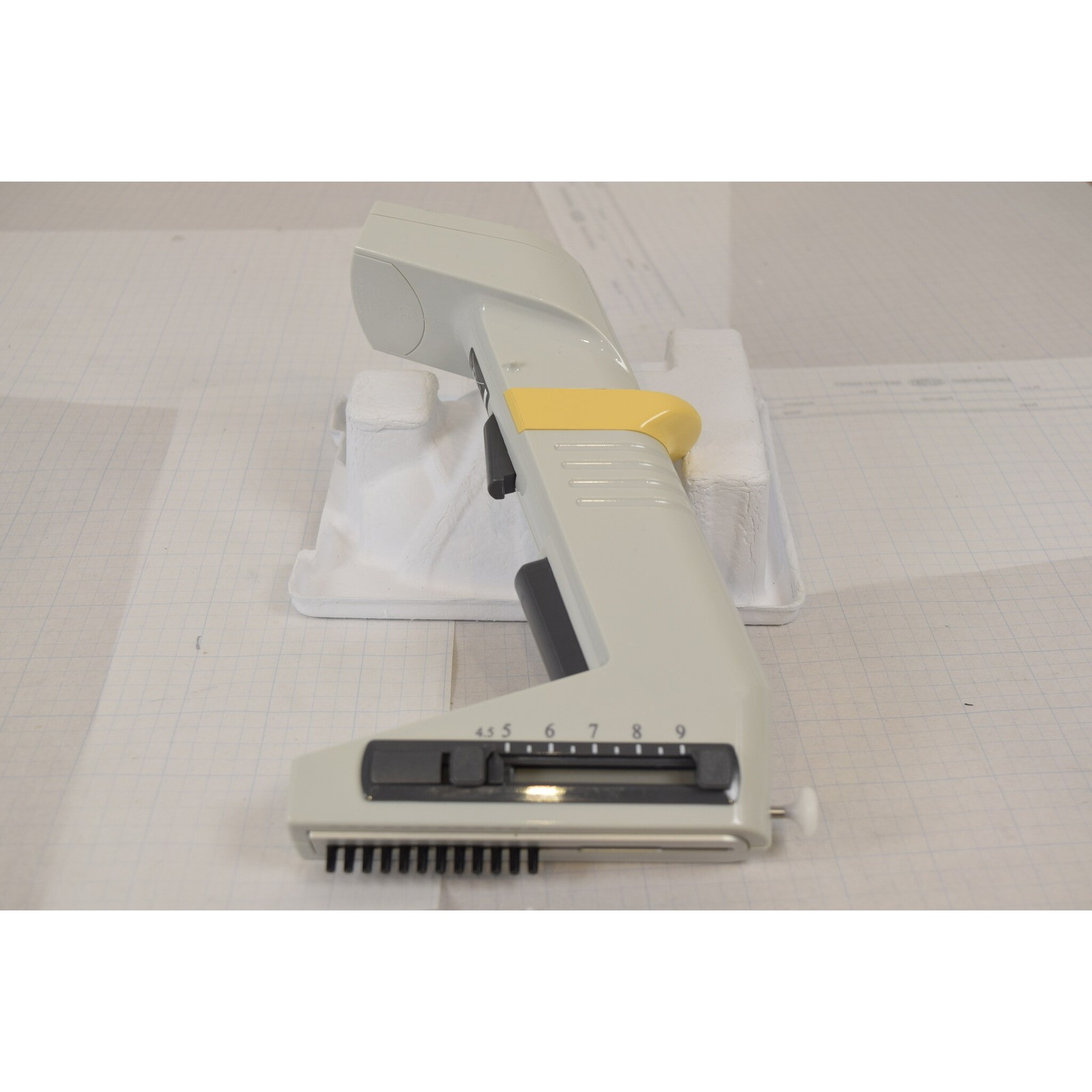 Thermo Matrix 12-Ch 125uL Adjustable Spacing Pipette + Charger - For Parts