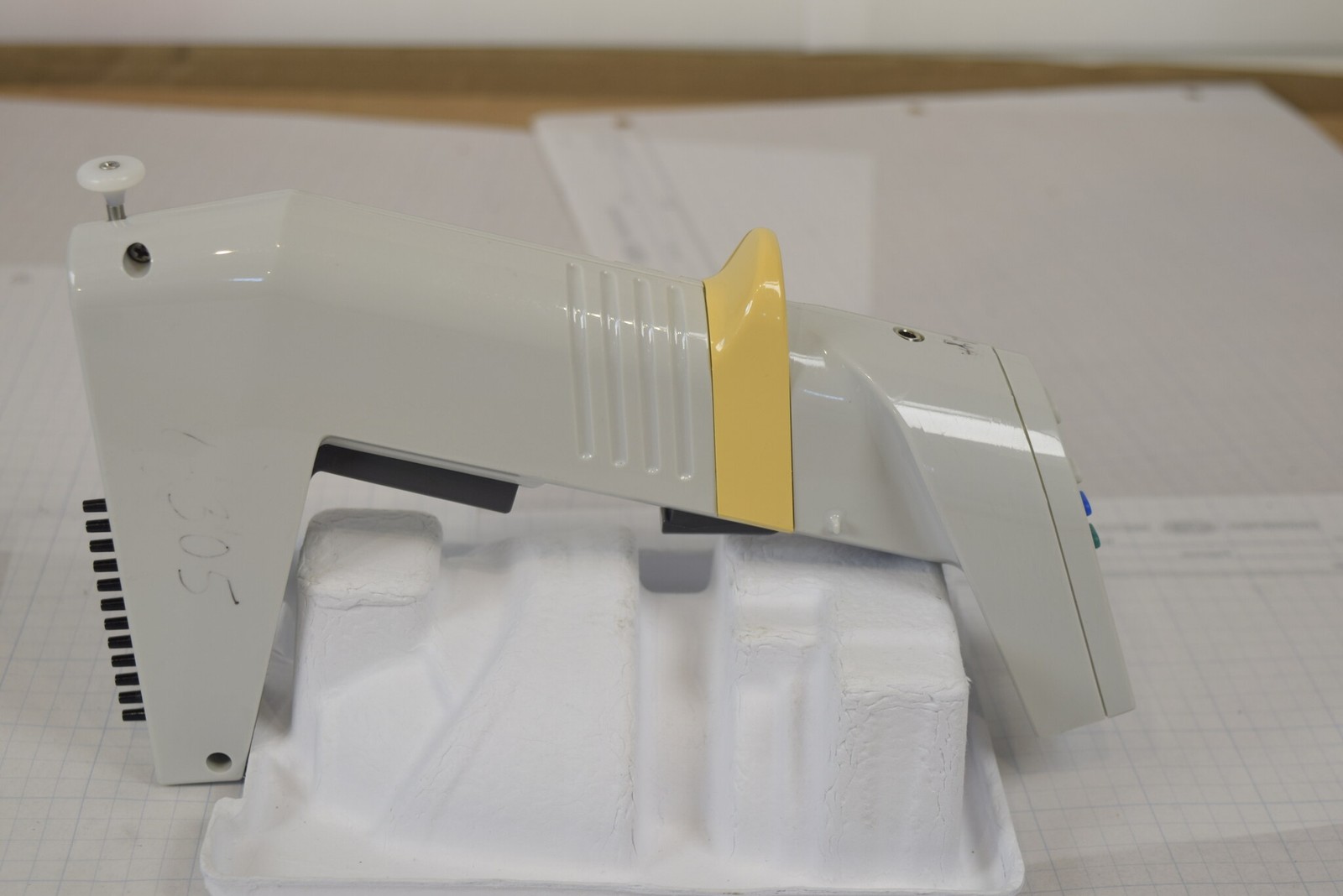 Thermo Matrix 12-Ch 125uL Adjustable Spacing Pipette + Charger - For Parts
