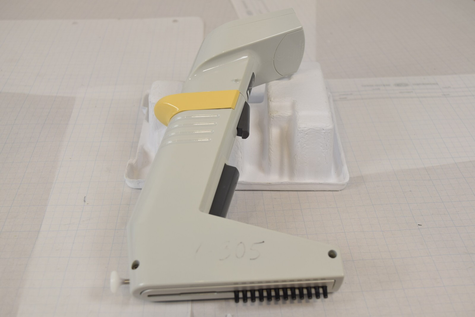 Thermo Matrix 12-Ch 125uL Adjustable Spacing Pipette + Charger - For Parts