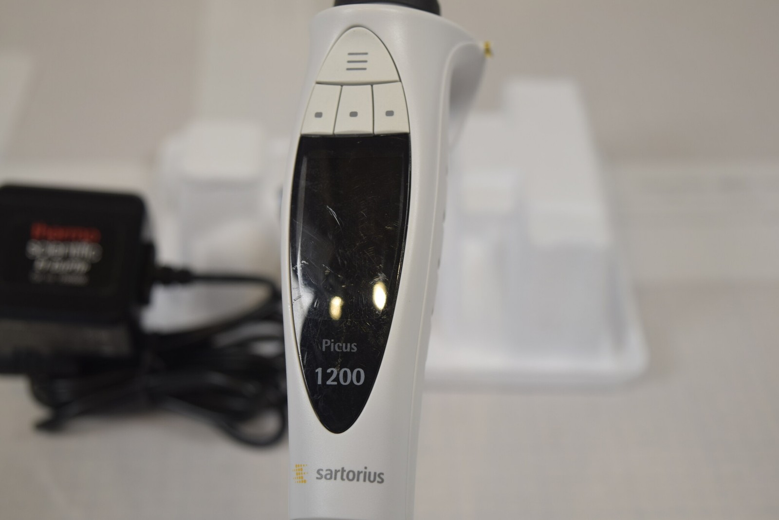 Sartorius Picus 8-Channel 50-1200uL Electronic Pipette + Charger - Tested