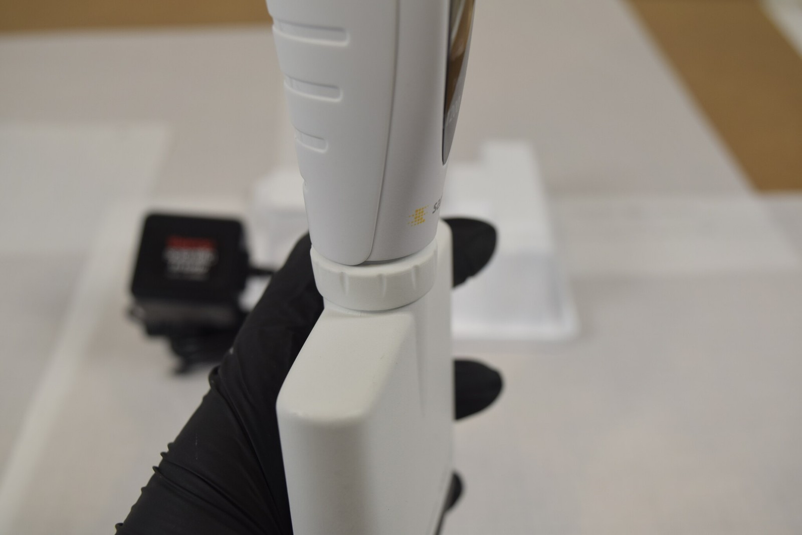 Sartorius Picus 8-Channel 50-1200uL Electronic Pipette + Charger - Tested