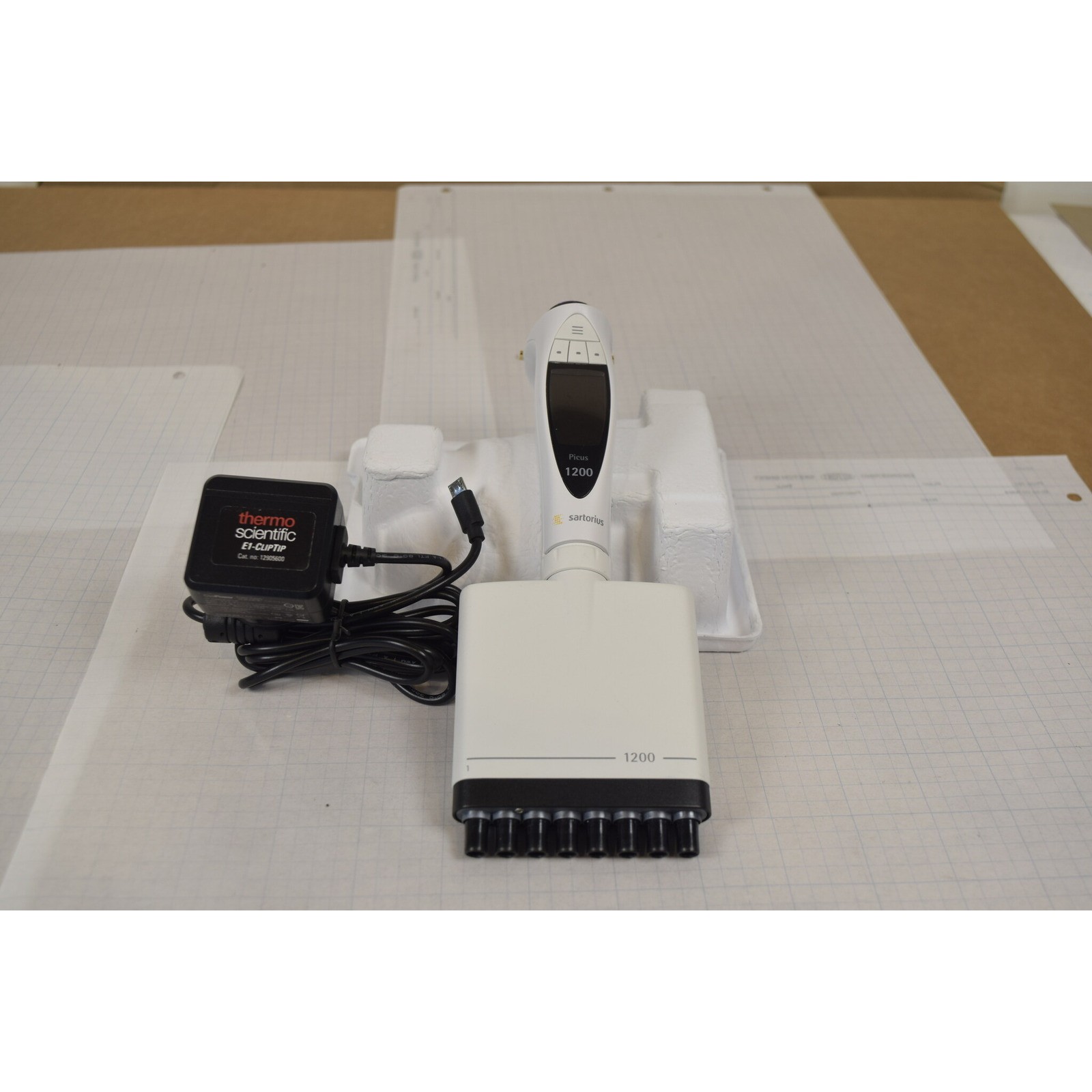 Sartorius Picus 8-Channel 50-1200uL Electronic Pipette + Charger - Tested