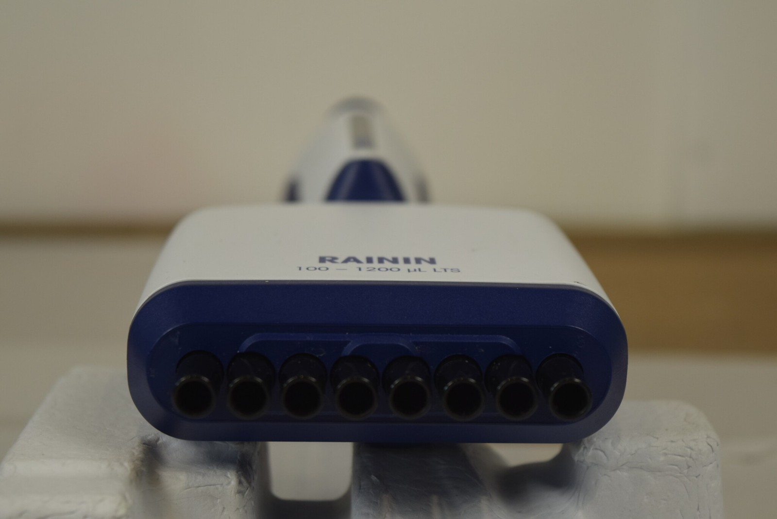 Rainin E4 XLS+ E8-1200XLS+ 8-Channel 100-1200uL LTS Electronic Pipette + Charger