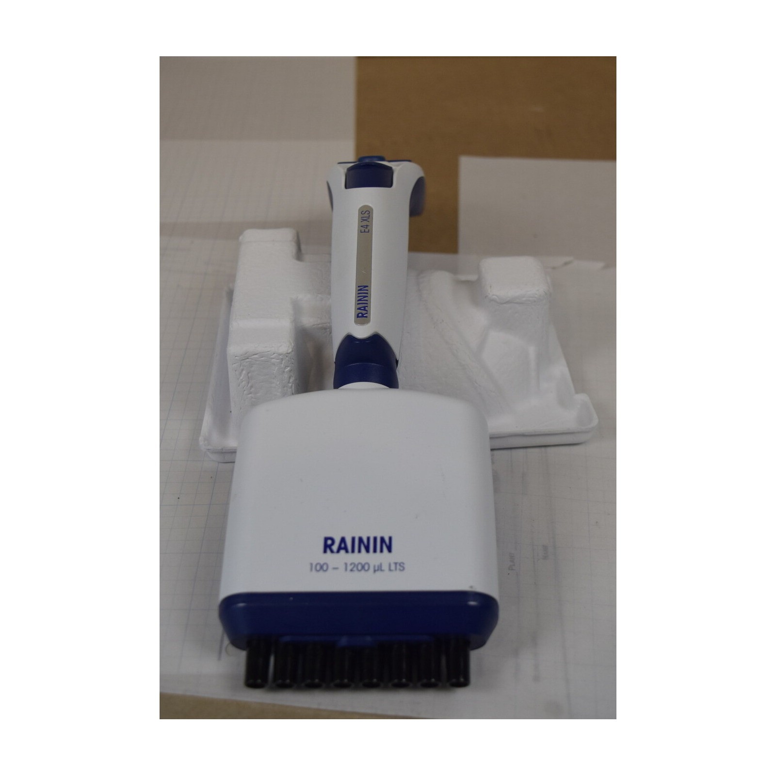 Rainin E4 XLS+ E8-1200XLS+ 8-Channel 100-1200uL LTS Electronic Pipette + Charger