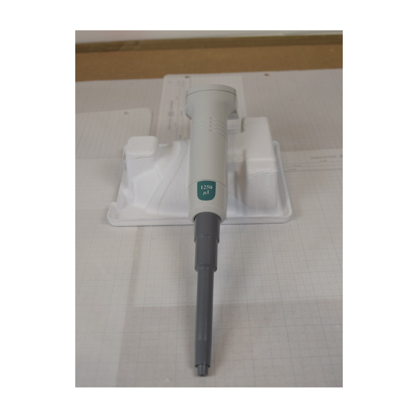 Thermo Scientific Matrix 1250uL Single Channel Electronic Pipette - No Charger