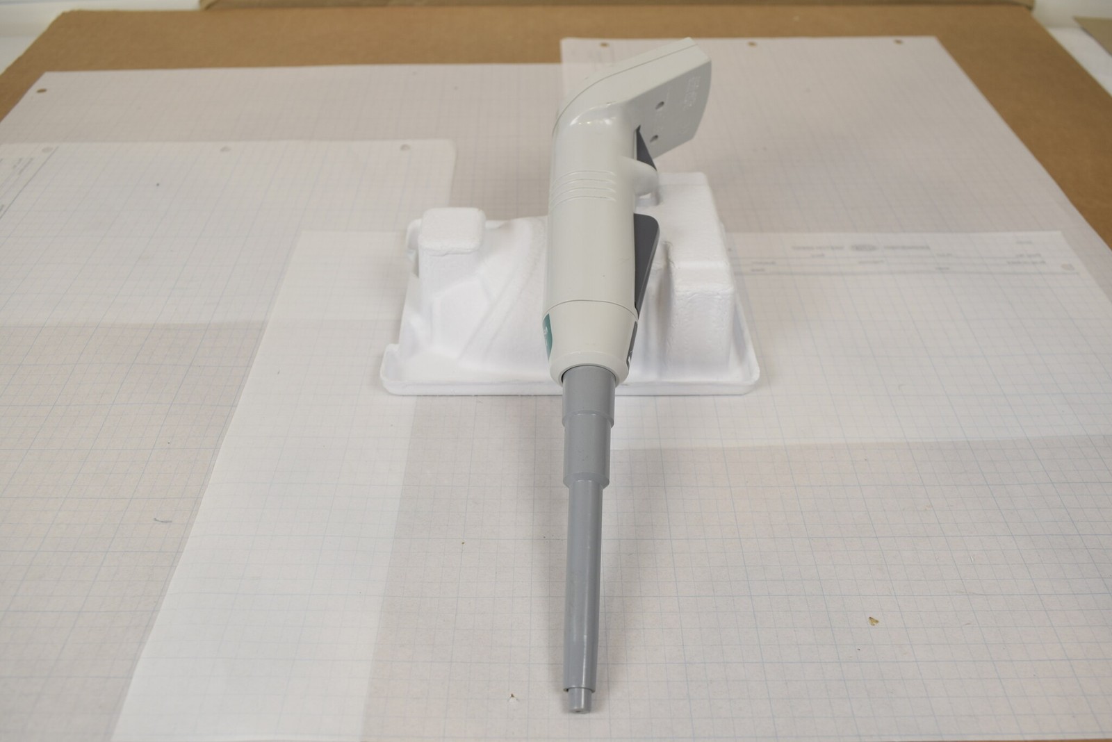 Thermo Matrix 1250uL Single Channel Electronic Pipette - For Parts, Battery Dead