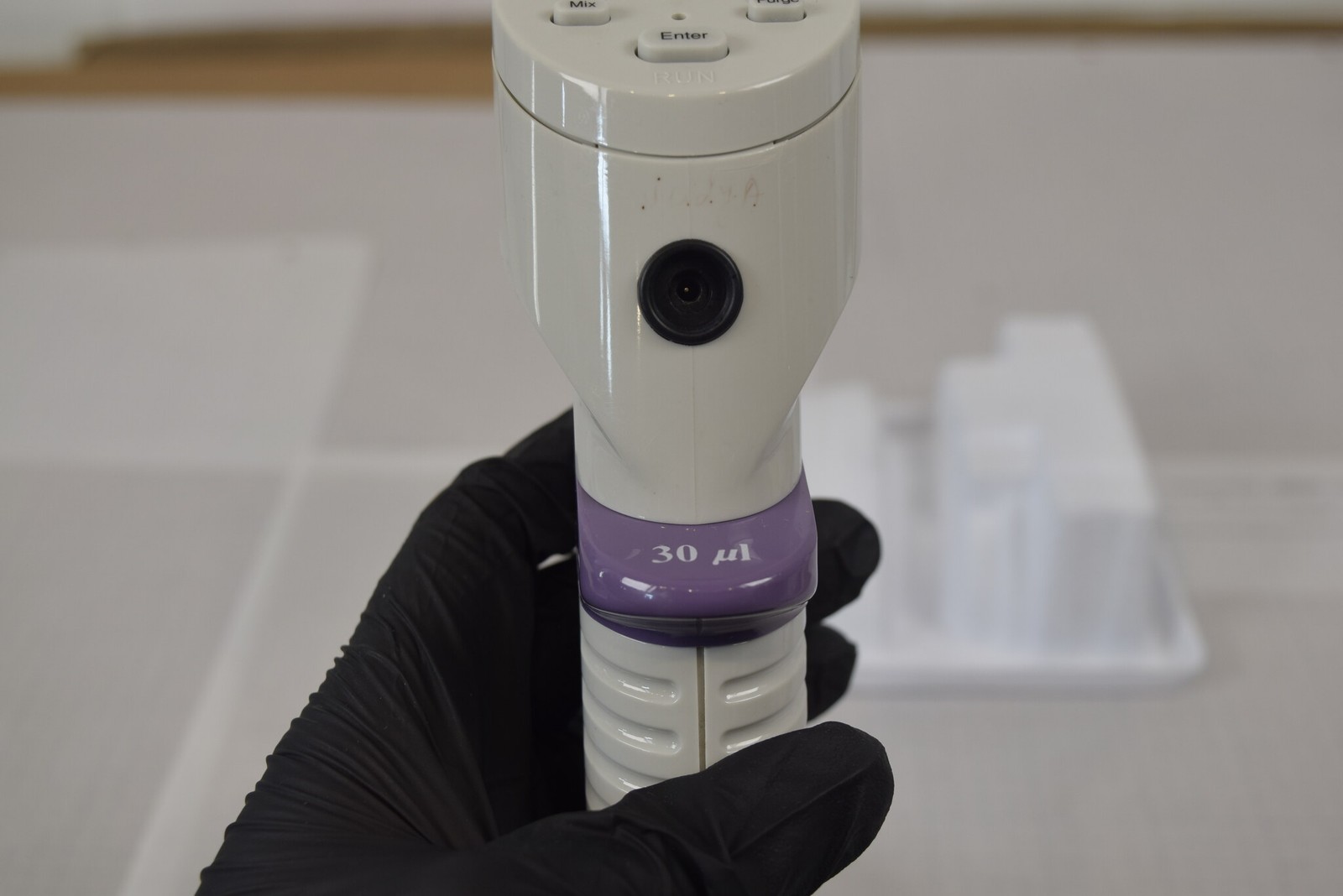 Matrix Impact2 16-Channel 1-30uL Electronic Pipette + Charger - Bench Tested