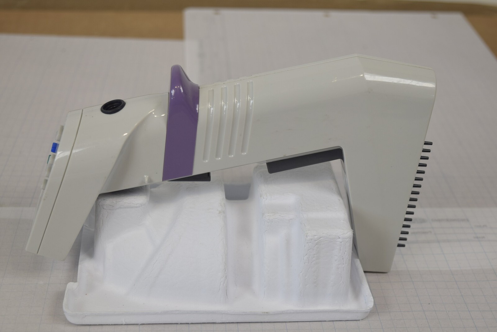 Matrix Impact2 16-Channel 1-30uL Electronic Pipette + Charger - Bench Tested