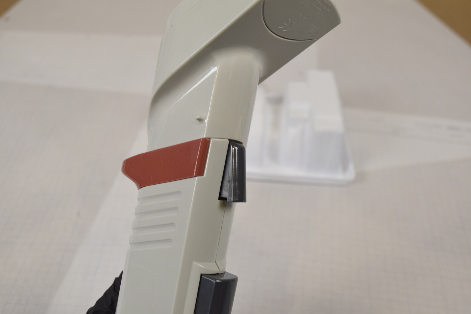 Matrix Impact2 16-Channel 0.5-12.5uL Electronic Pipette + Charger - Beep Quirk