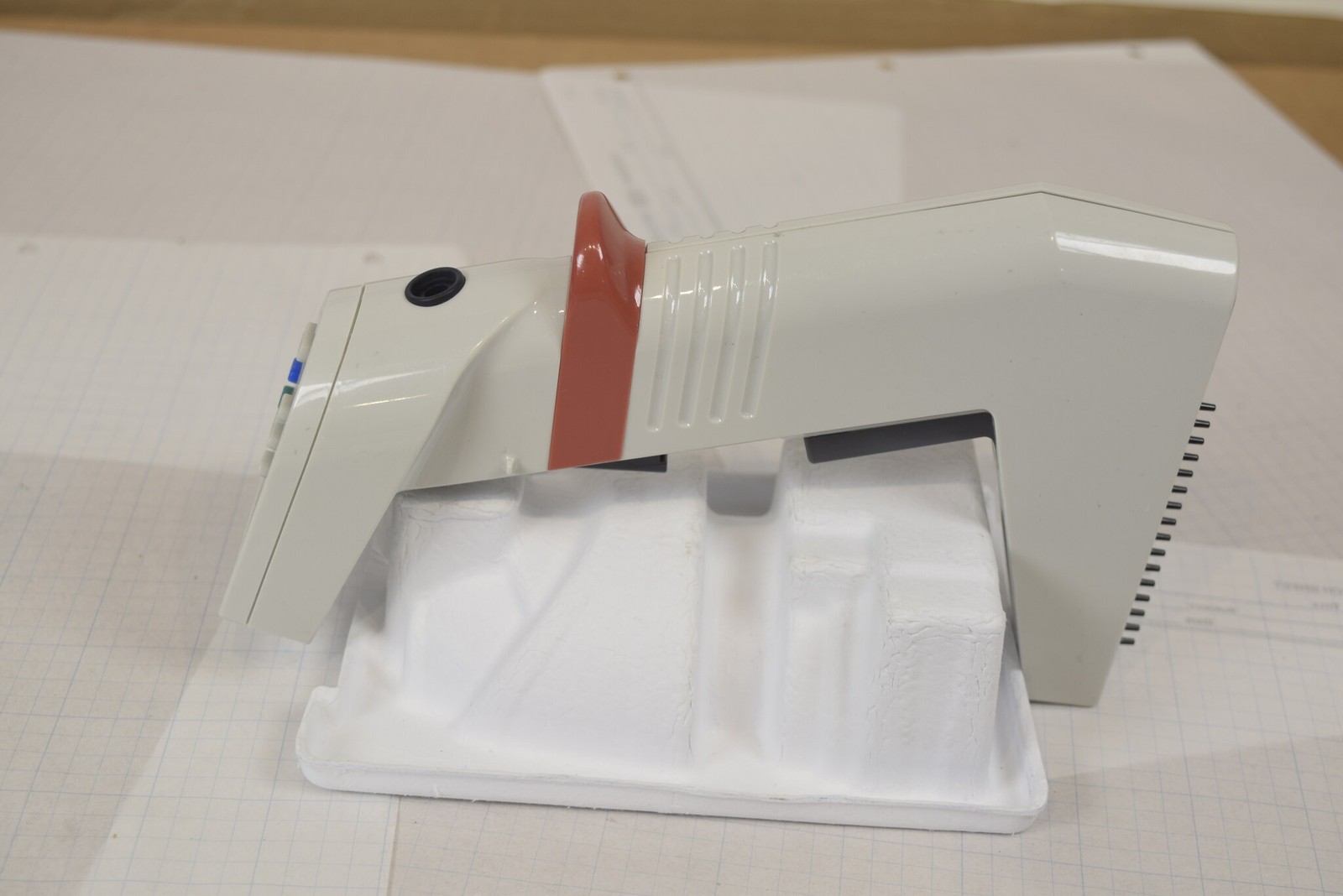 Matrix Impact2 16-Channel 0.5-12.5uL Electronic Pipette + Charger - Beep Quirk