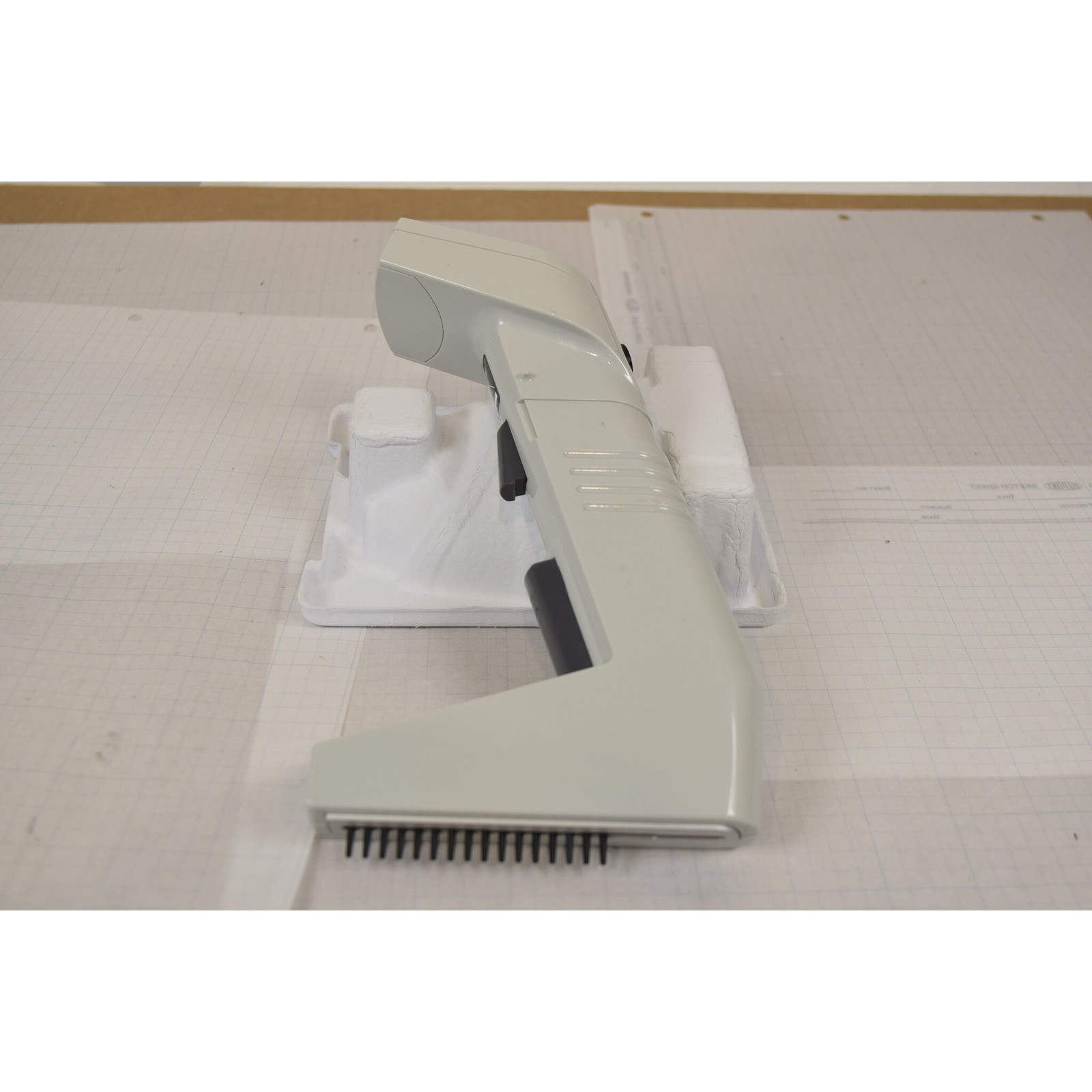 Thermo Matrix 16-Channel 30uL Electronic Pipette - Won't Stay On, For Parts