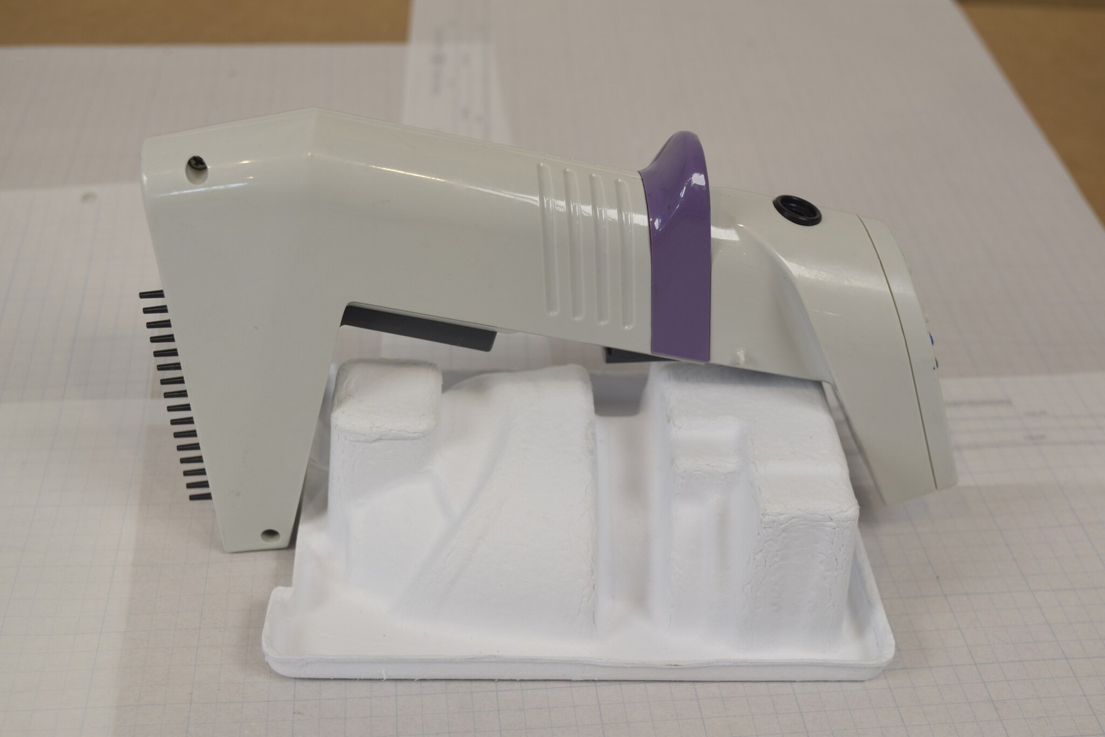 Thermo Scientific Matrix 16-Channel 30uL Electronic Pipette - Tested, No Charger