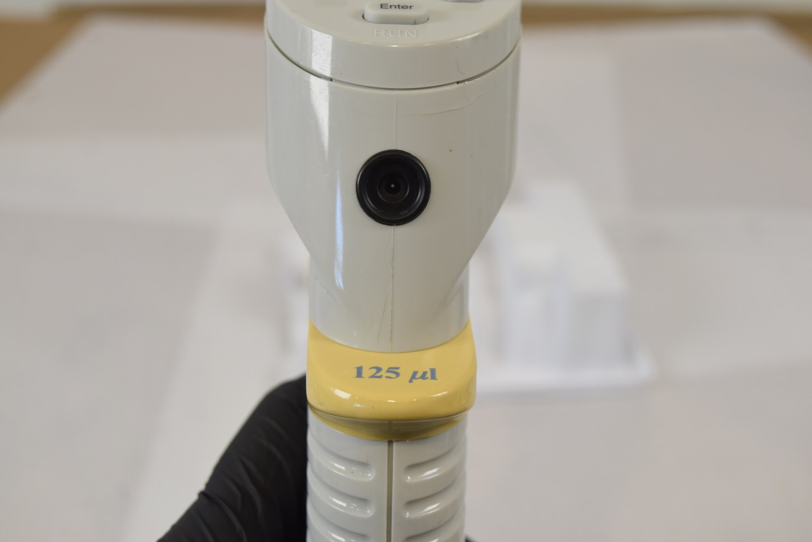 Thermo Matrix 16-Channel 125uL Electronic Pipette + Charger - Bench Tested