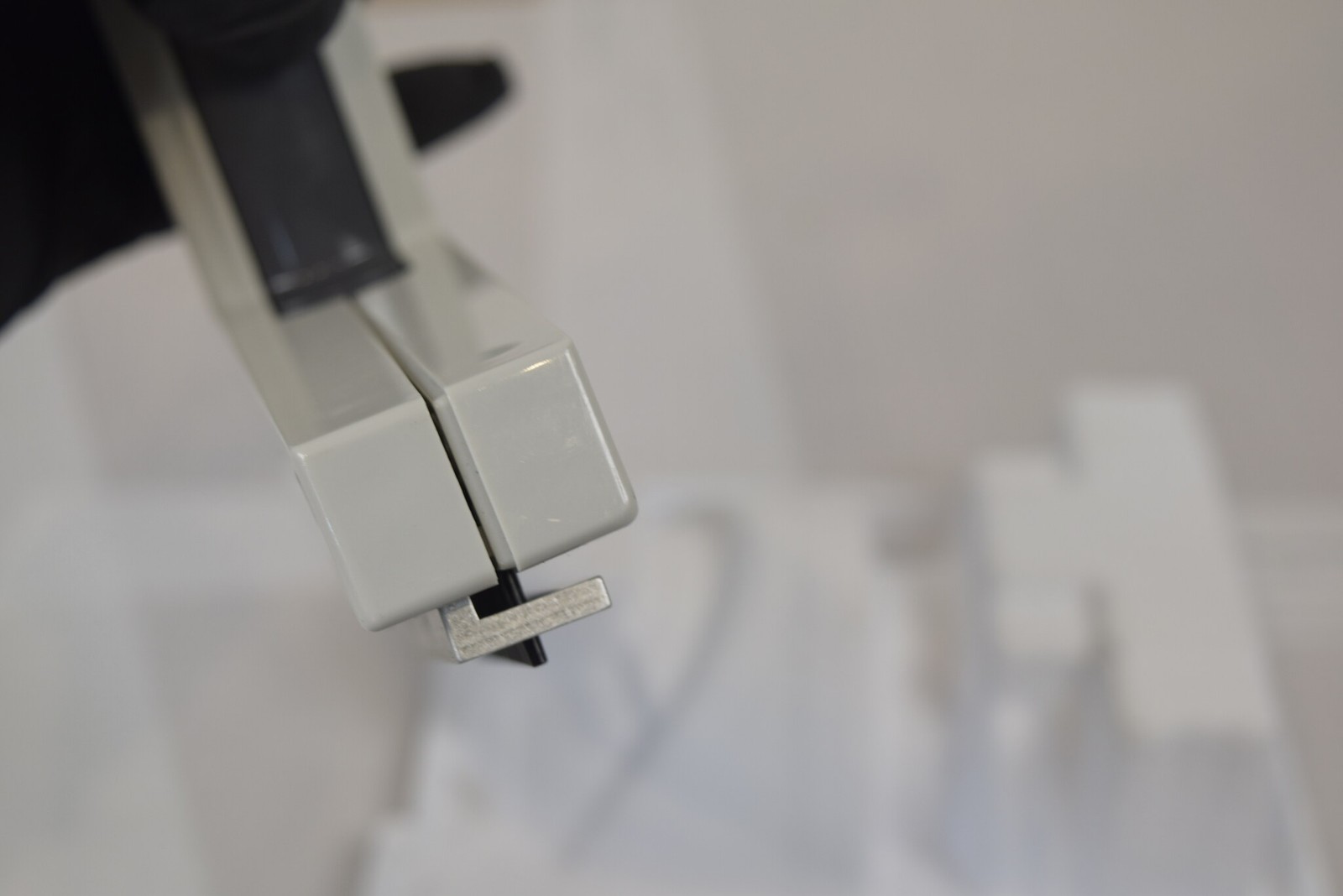 Thermo Matrix 16-Channel 30uL Electronic Pipette - Motor Grind, For Parts/Repair
