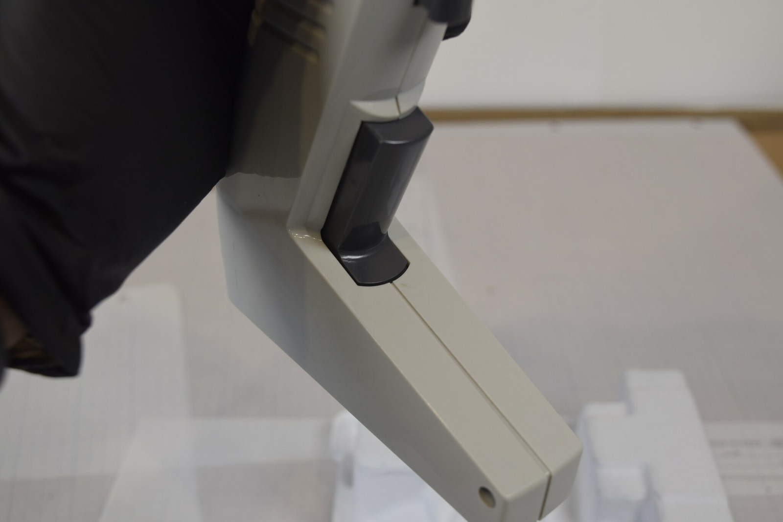 Thermo Matrix 16-Channel 30uL Electronic Pipette - Motor Grind, For Parts/Repair